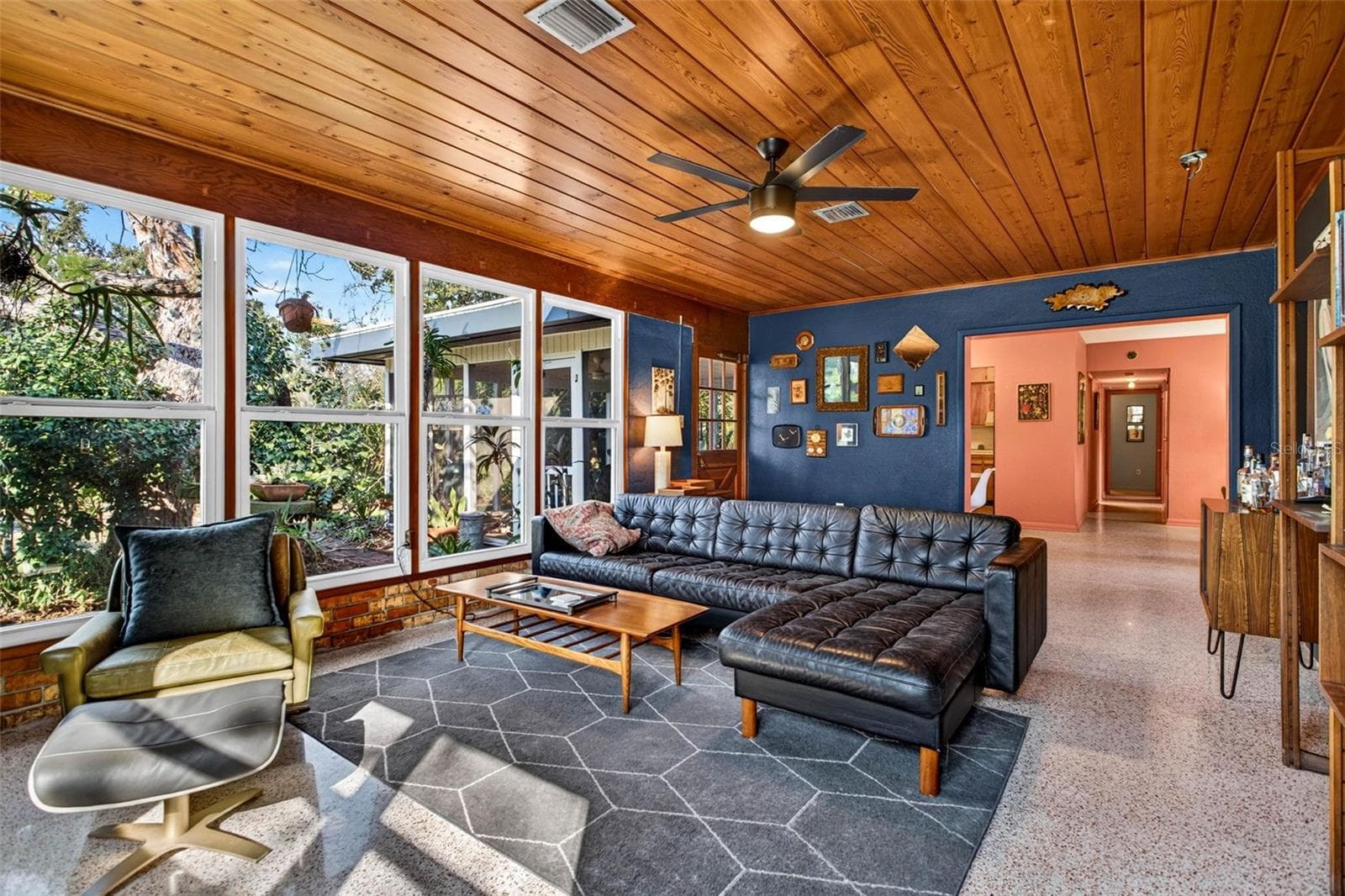 Single Family Residence at 302 PARK RIDGE AVE, TEMPLE TERRACE, photo 18 of 93