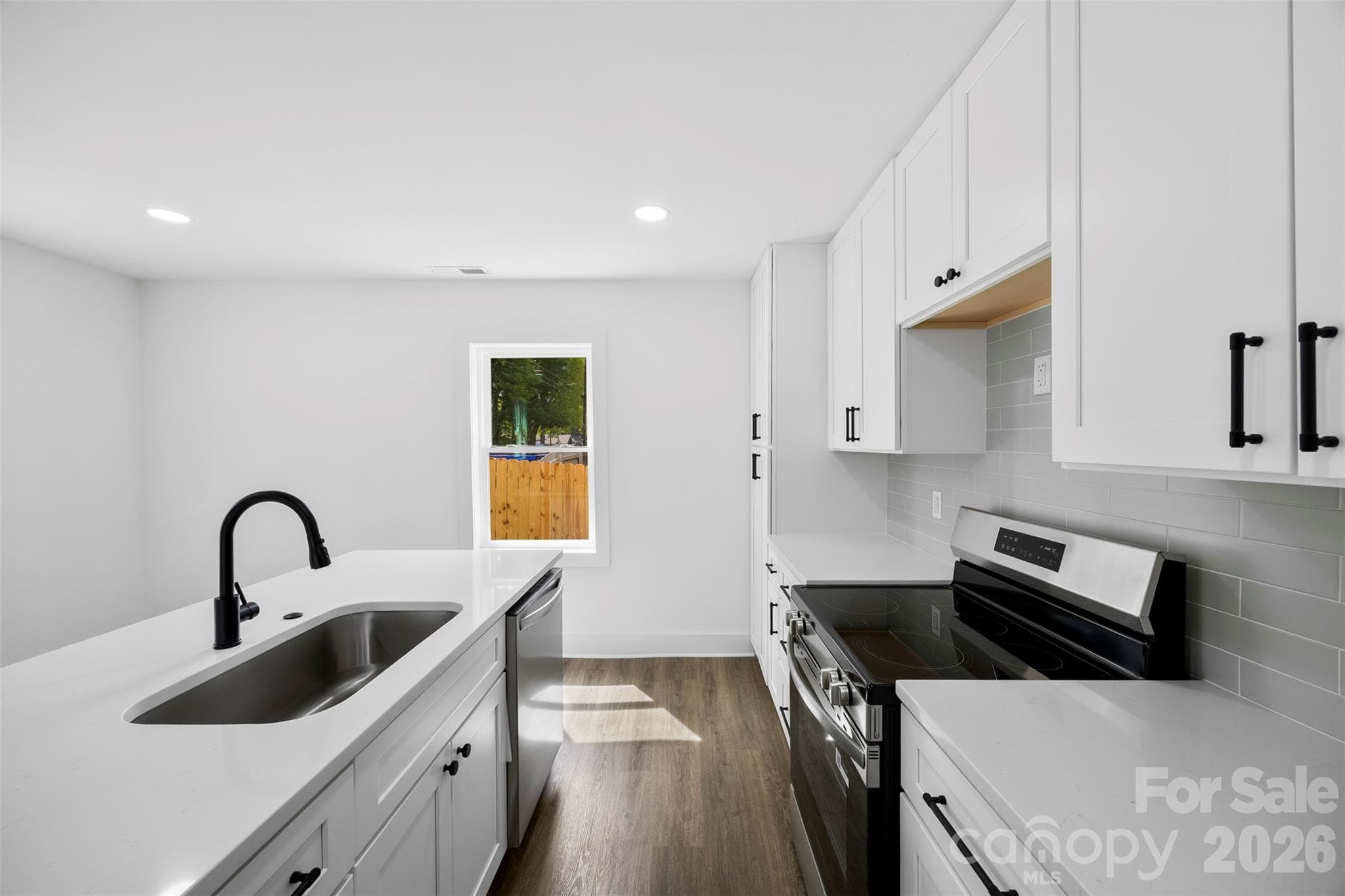 Single Family Residence at 2942 Reid Avenue, Charlotte, photo 6 of 24