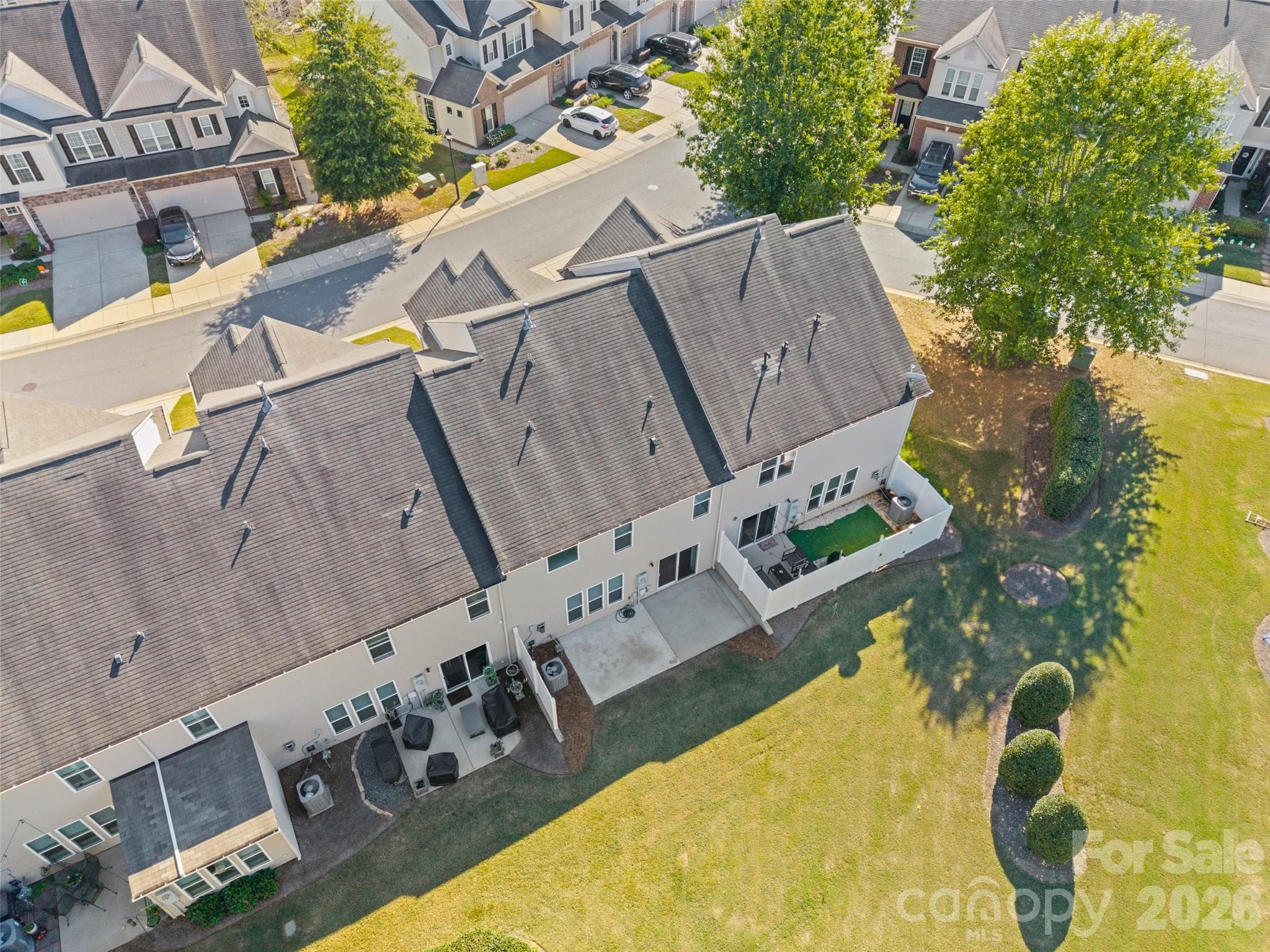 Townhouse at 6607 Portland Rose Lane, Charlotte, photo 37 of 48