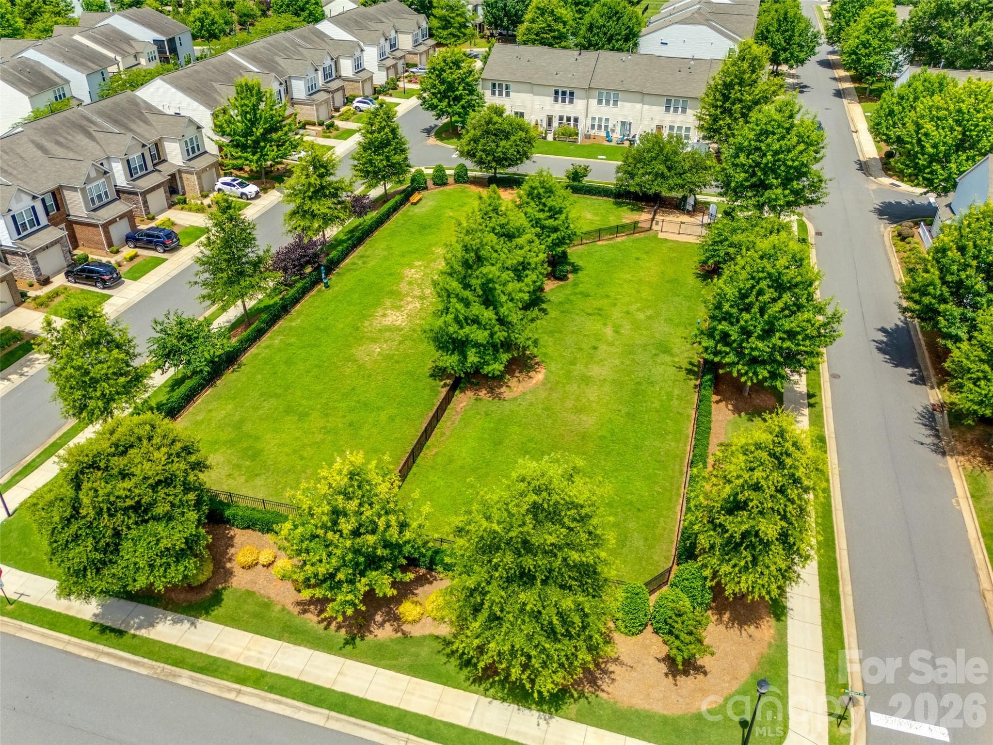 Townhouse at 6607 Portland Rose Lane, Charlotte, photo 47 of 48