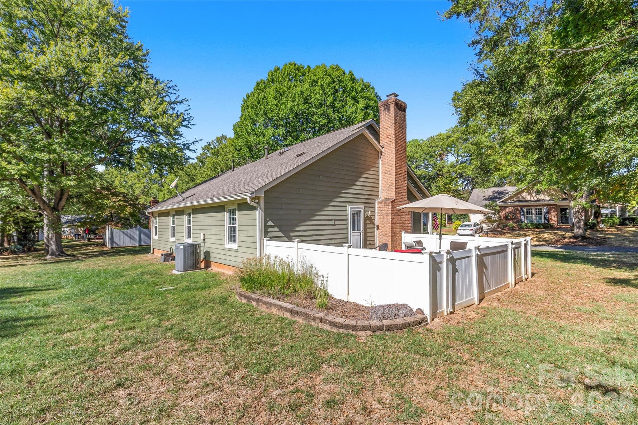 Single Family Residence at 2434 Dryden Lane, Charlotte, photo 30 of 32