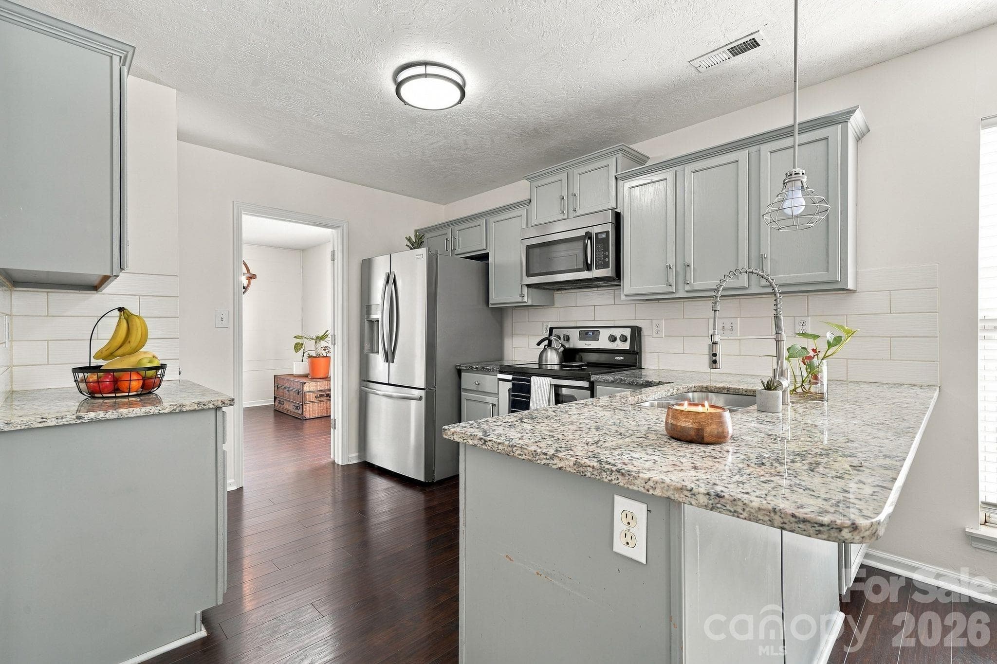 Single Family Residence at 2541 Governors Pointe Court, Concord, photo 9 of 44
