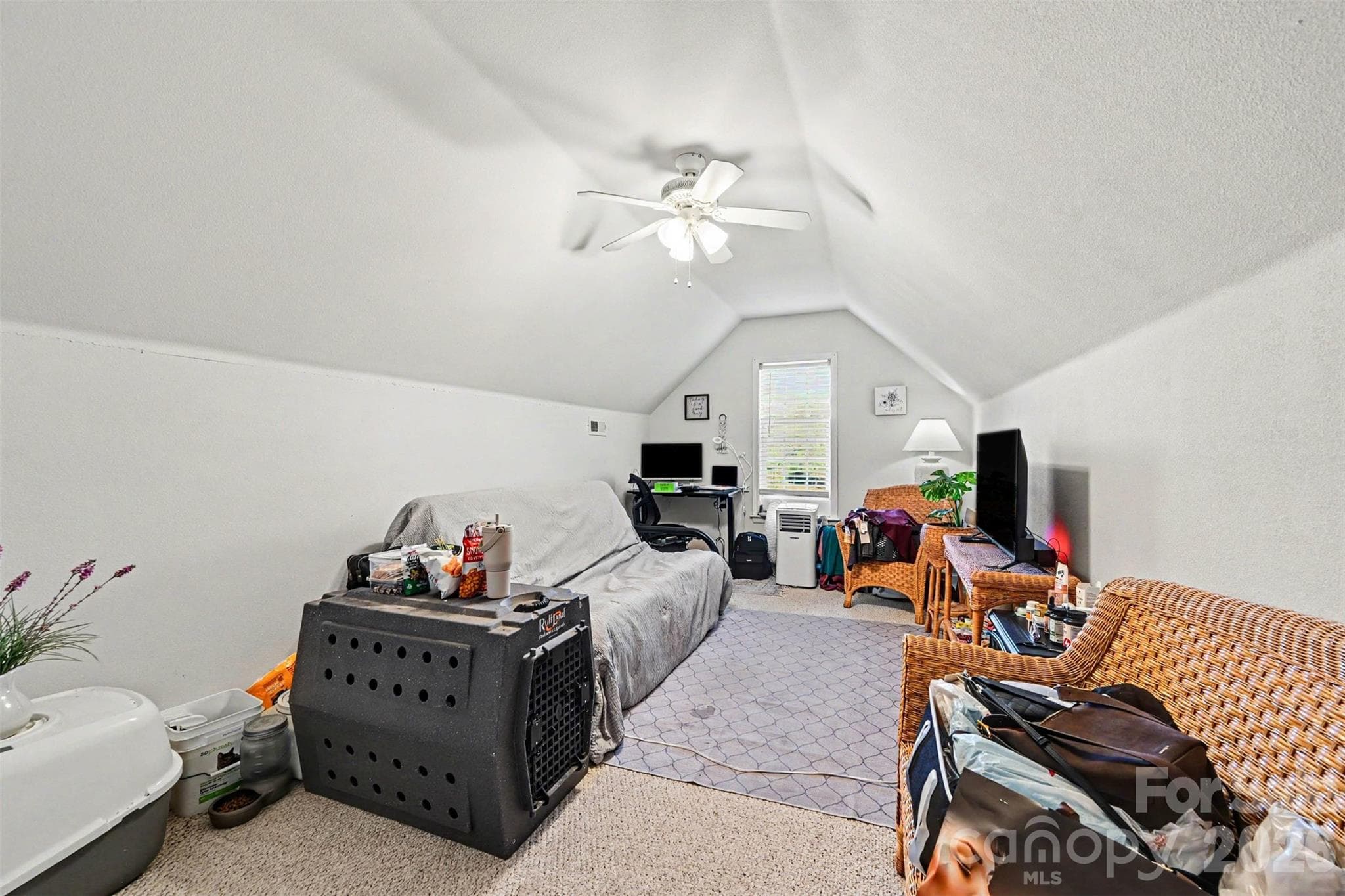 Single Family Residence at 16023 Circlegreen Drive, Charlotte, photo 21 of 28
