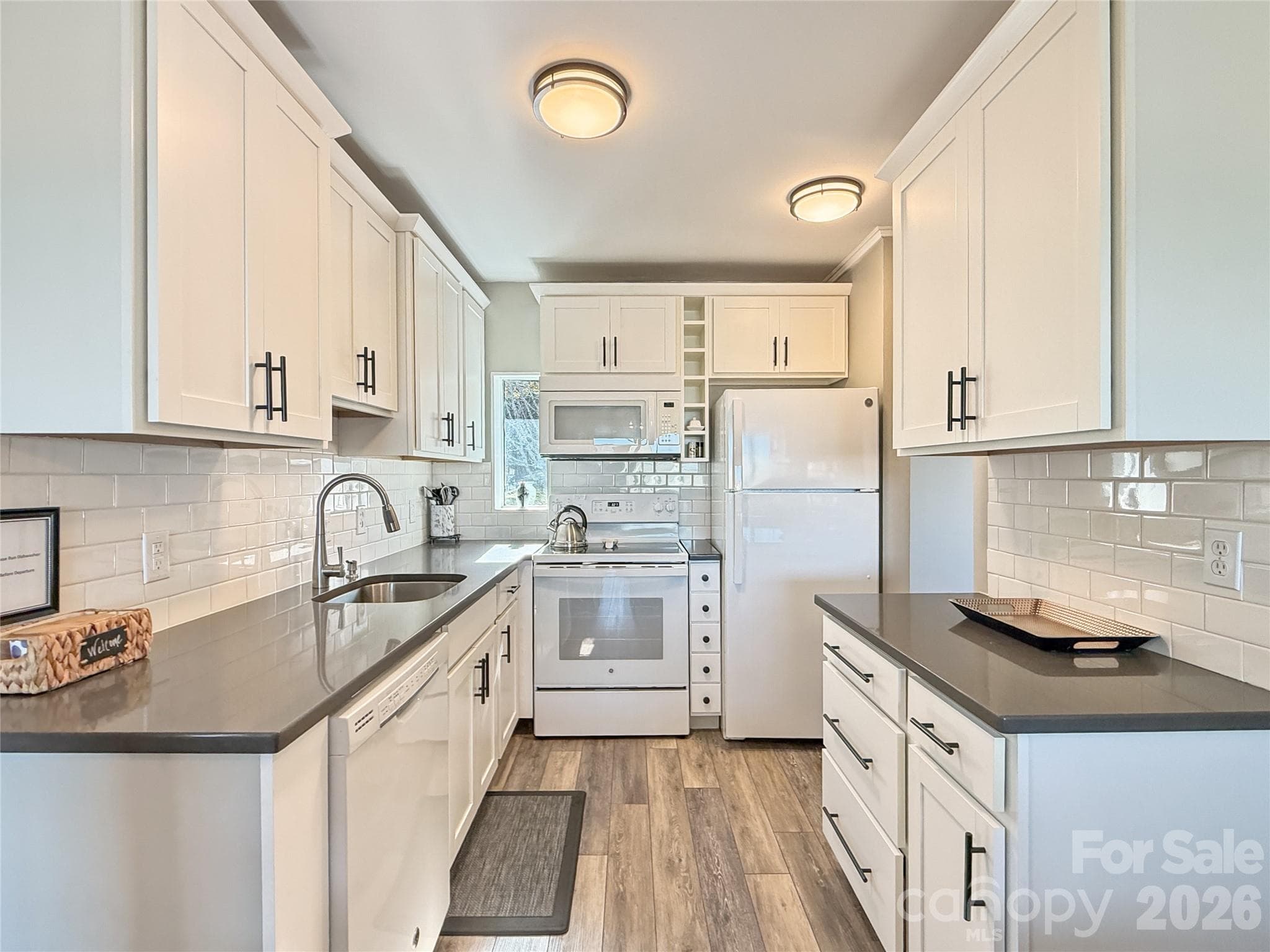 Condominium at 367 Skyleaf Drive, Sugar Mountain, photo 6 of 29
