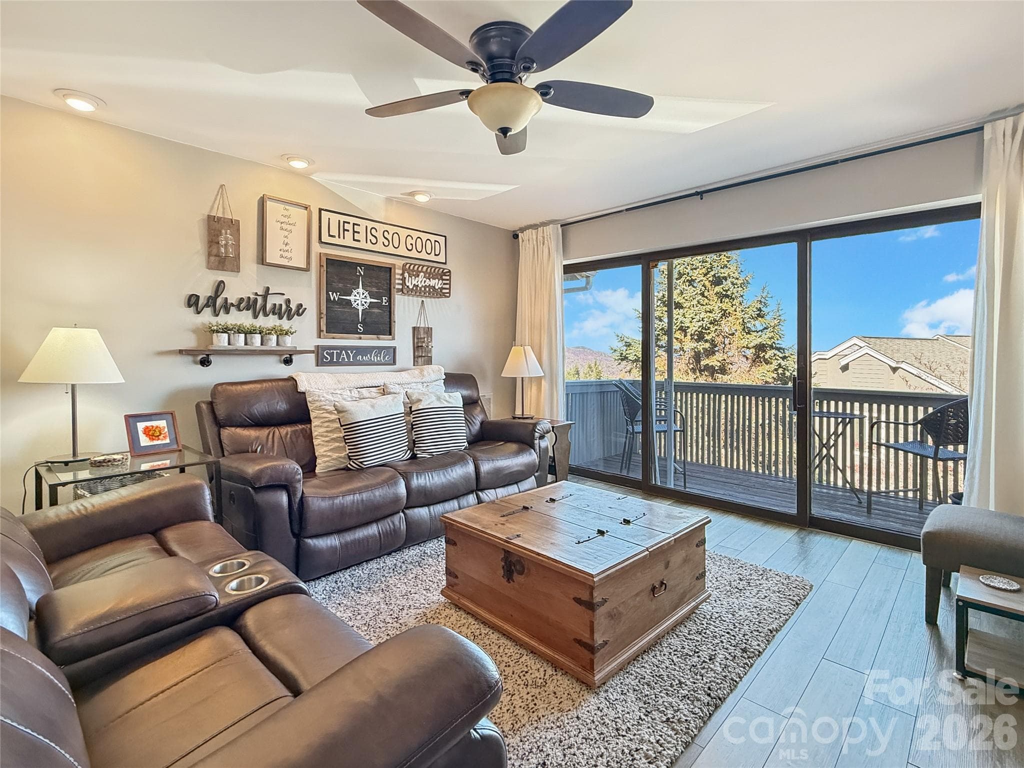 Condominium at 367 Skyleaf Drive, Sugar Mountain, photo 12 of 29