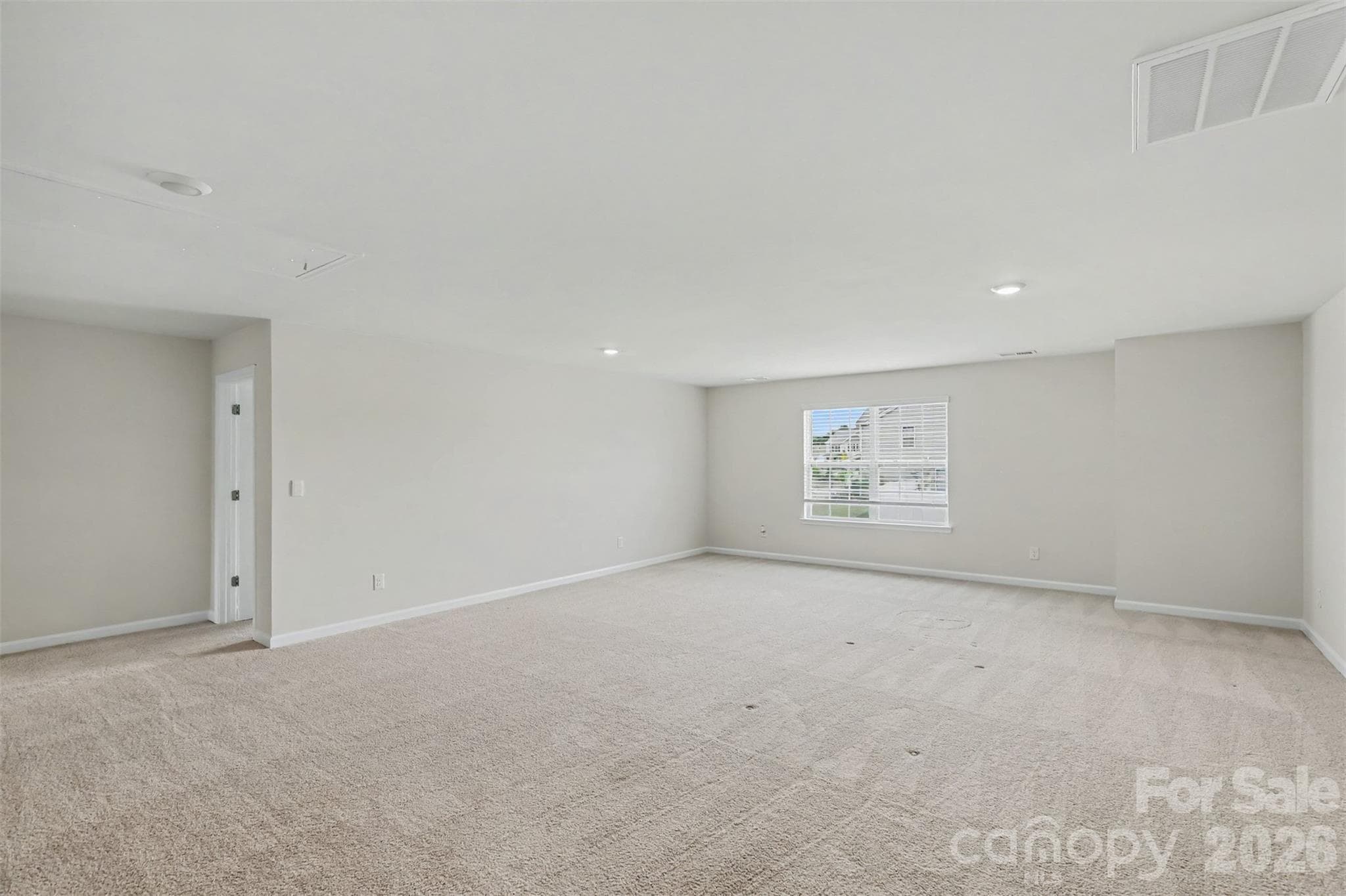 Single Family Residence at 7943 Stonehouse Drive, Gastonia, photo 25 of 45