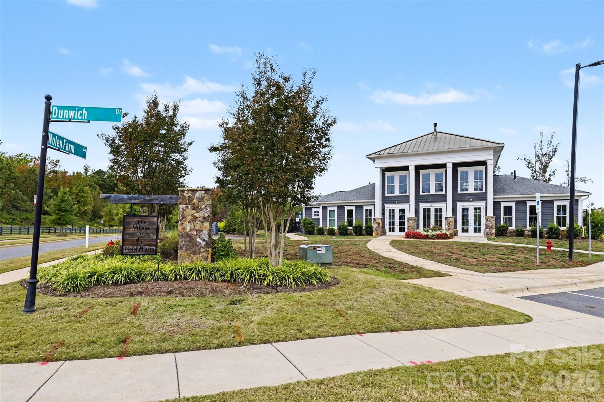 Single Family Residence at 7943 Stonehouse Drive, Gastonia, photo 36 of 45