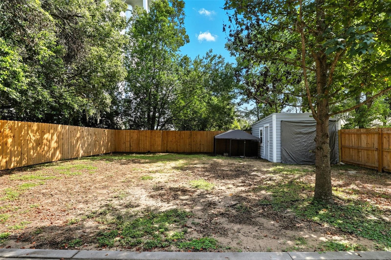 Fully Fenced Backyard - 1510 WASHINGTON AVE, EUSTIS