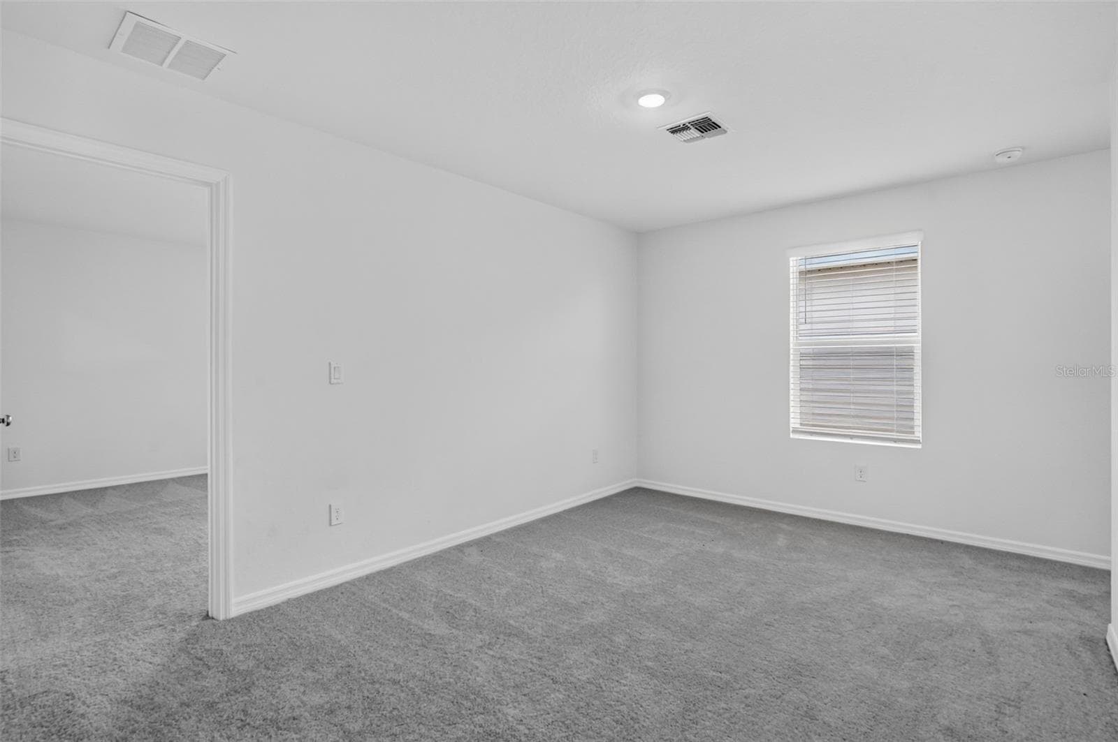 Single Family Residence at 3518 AMBERSWEET XING, PARRISH, photo 13 of 32