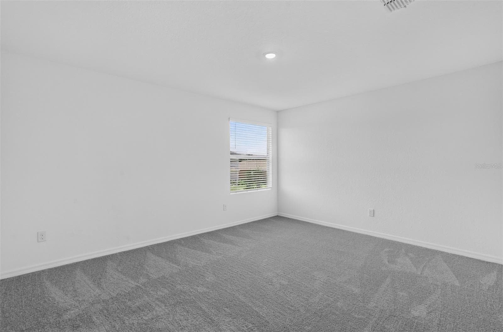 Single Family Residence at 3518 AMBERSWEET XING, PARRISH, photo 15 of 32