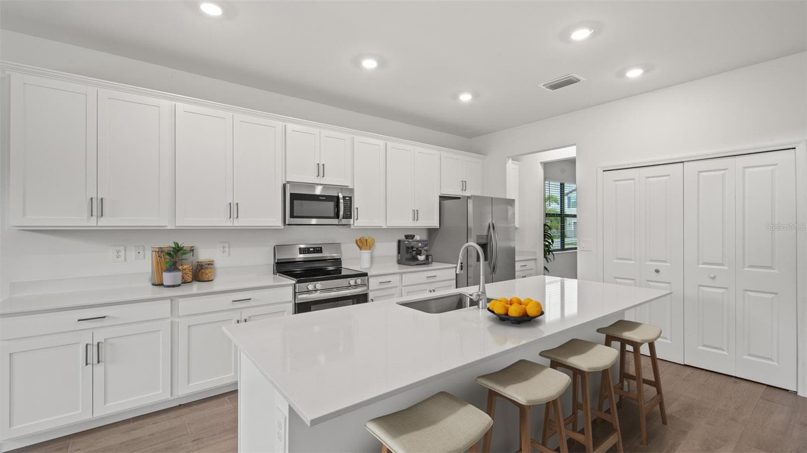 Single Family Residence at 2805 SWEET PEPPER WAY, PARRISH, photo 4 of 16