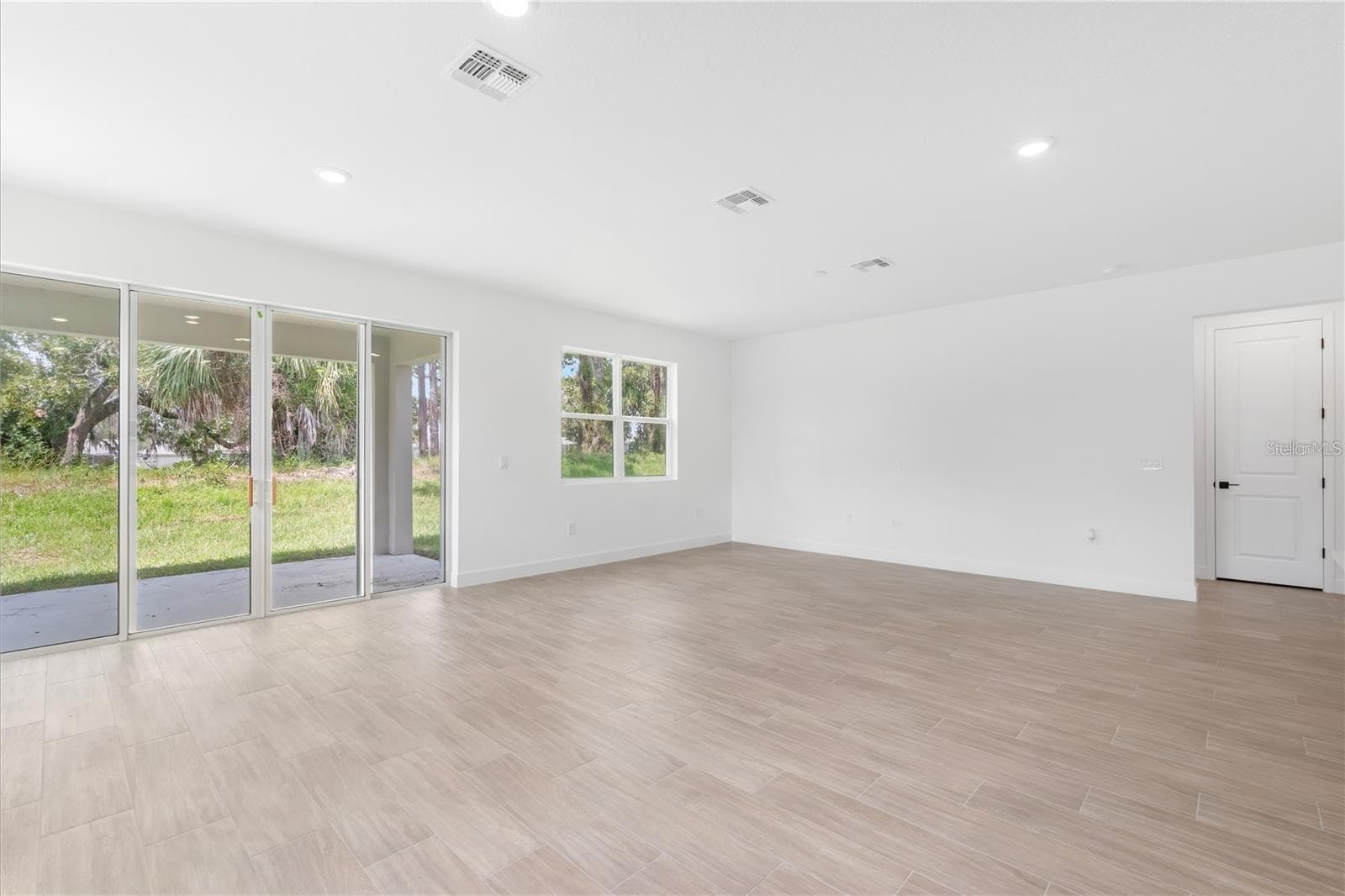 Single Family Residence at 9109 PLAYERS, WEEKI WACHEE, photo 15 of 31