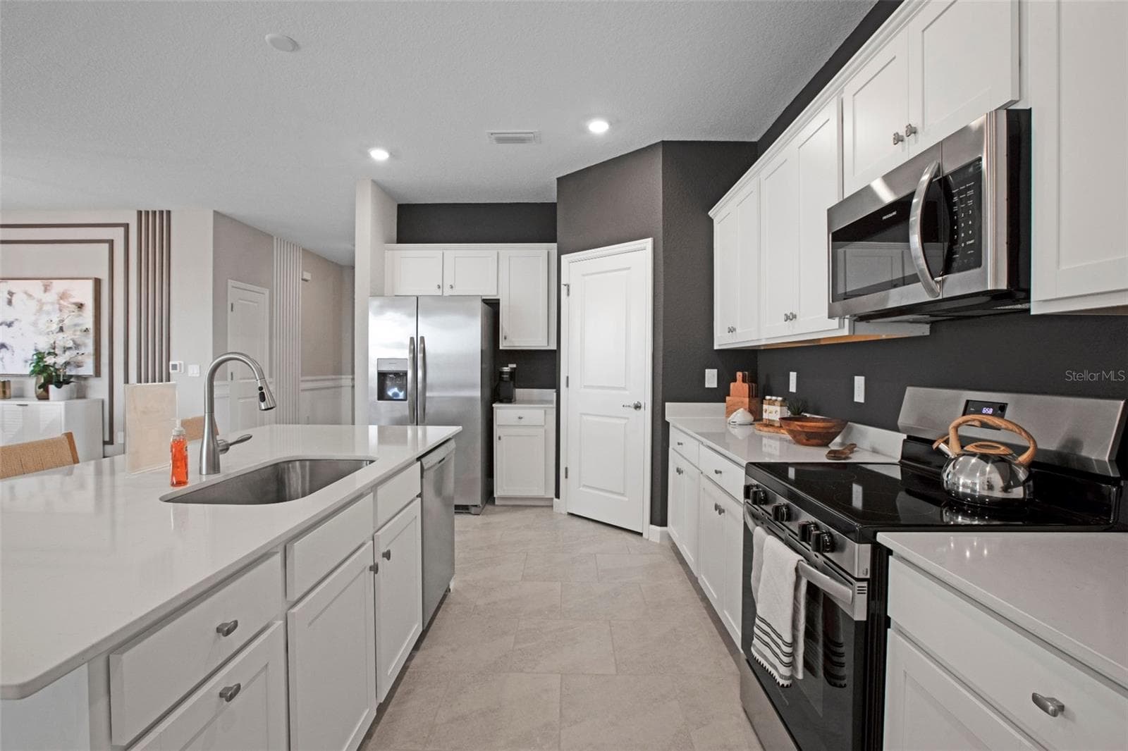 Single Family Residence at 17706 HADEN CV, PARRISH, photo 12 of 28