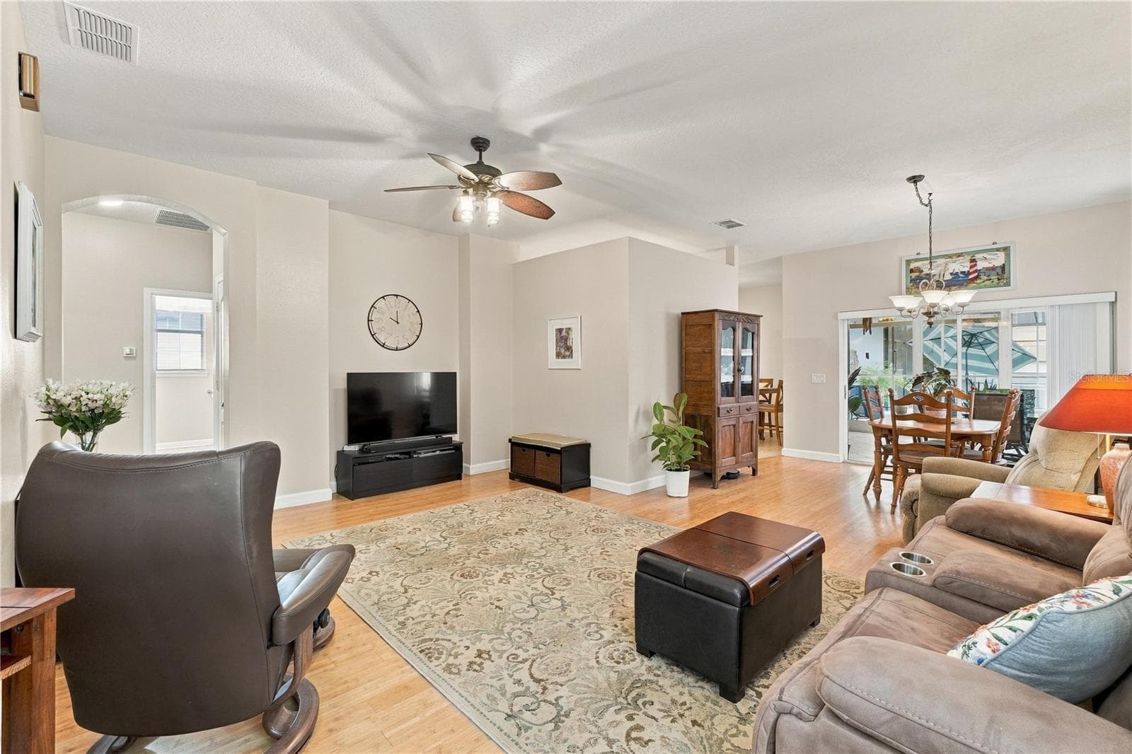 Single Family Residence at 14151 CHICORA CROSSING BLVD, ORLANDO, photo 2 of 60