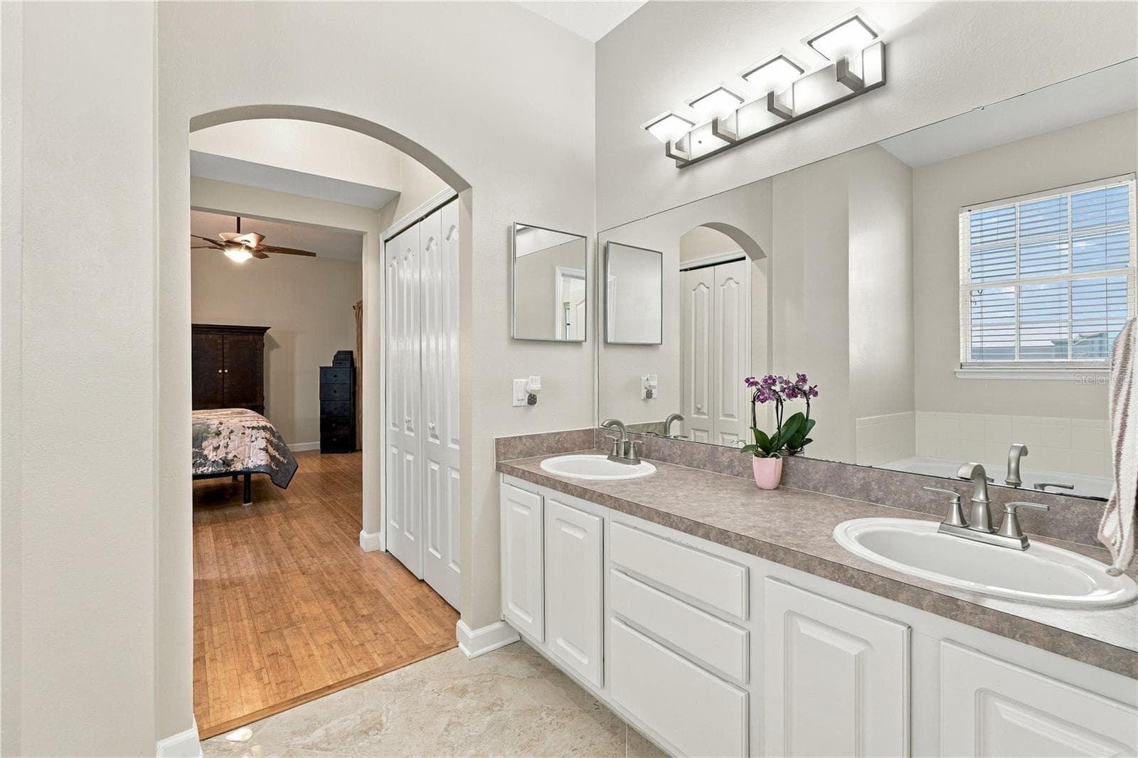 Single Family Residence at 14151 CHICORA CROSSING BLVD, ORLANDO, photo 19 of 60