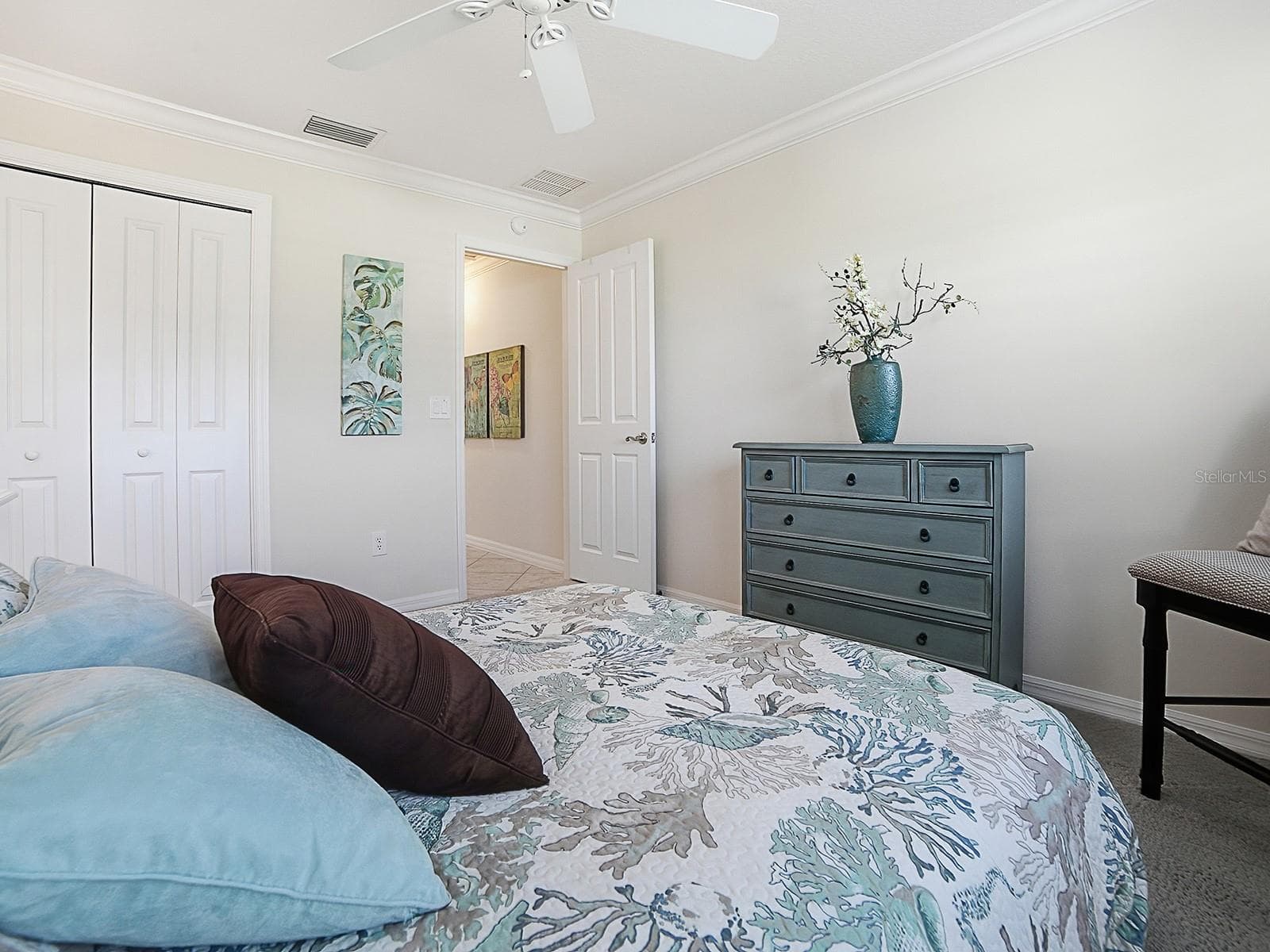 Single Family Residence at 2733 MIDLAND TER, THE VILLAGES, photo 15 of 30