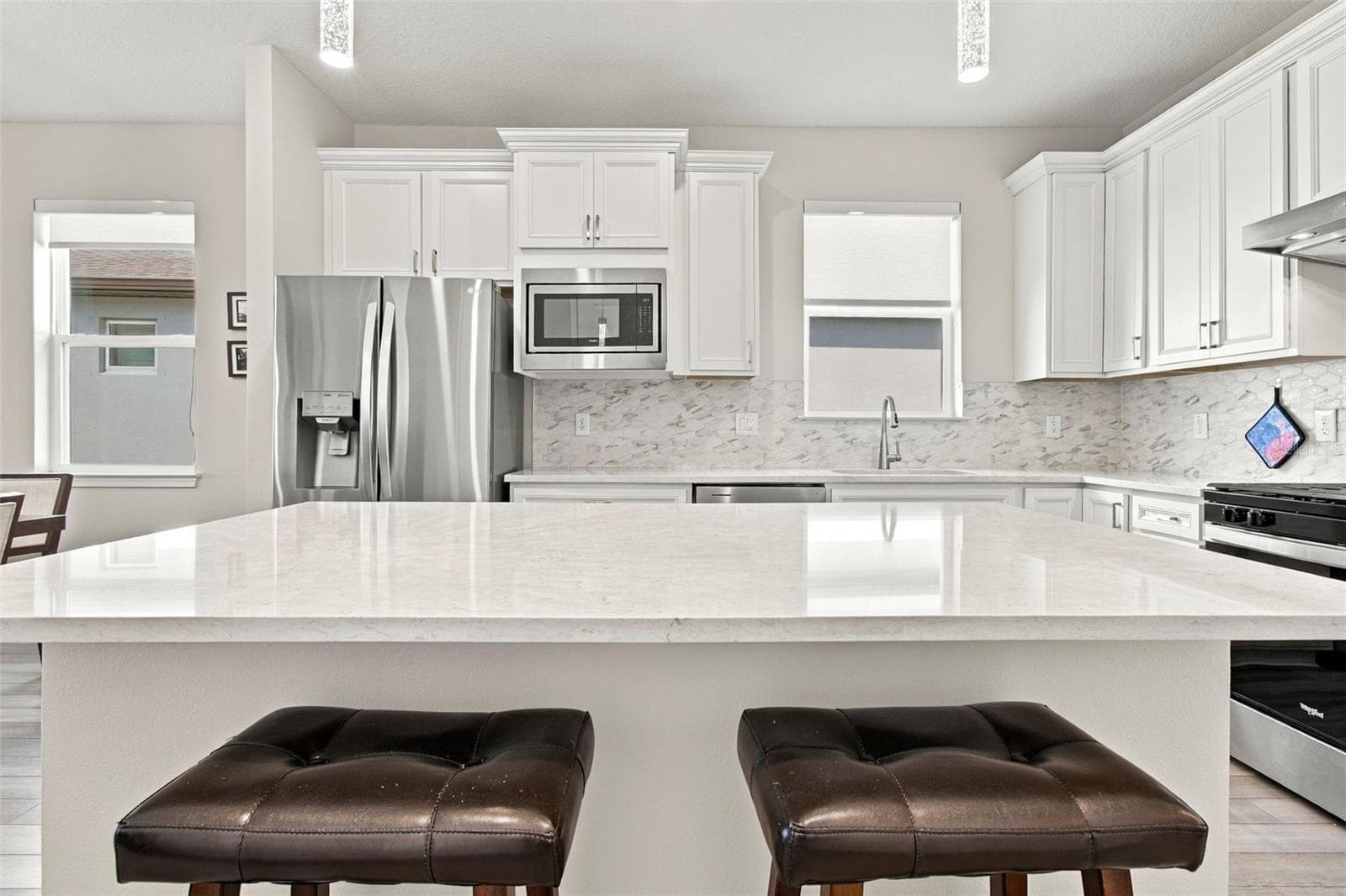 Single Family Residence at 6010 SHOREBIRD BR, LAND O LAKES, photo 14 of 64