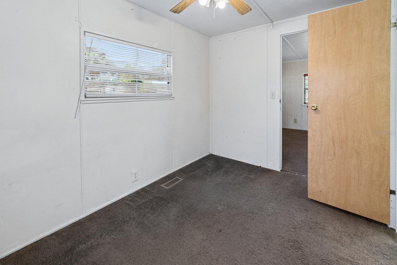 Mobile Home at 1690 NE 134TH ST, TRENTON, photo 14 of 41