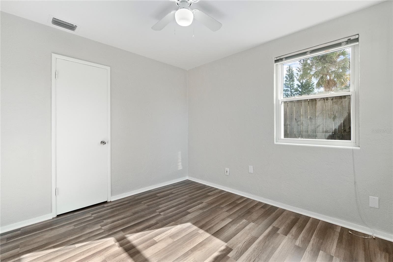 Single Family Residence at 16 HIBISCUS DR, ORMOND BEACH, photo 18 of 28