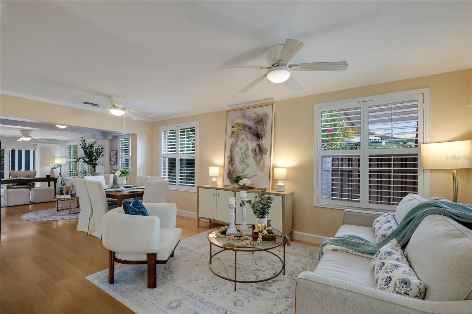 Single Family Residence at 128 S WASHINGTON DR, SARASOTA, photo 3 of 20