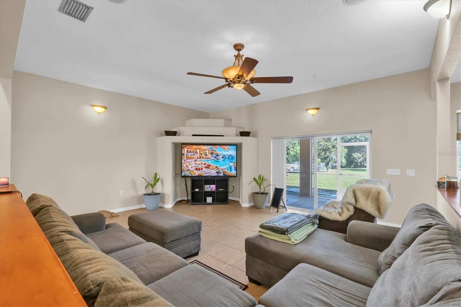 Living Room - 5909 ARTESIAN RIDGE LN, DOVER
