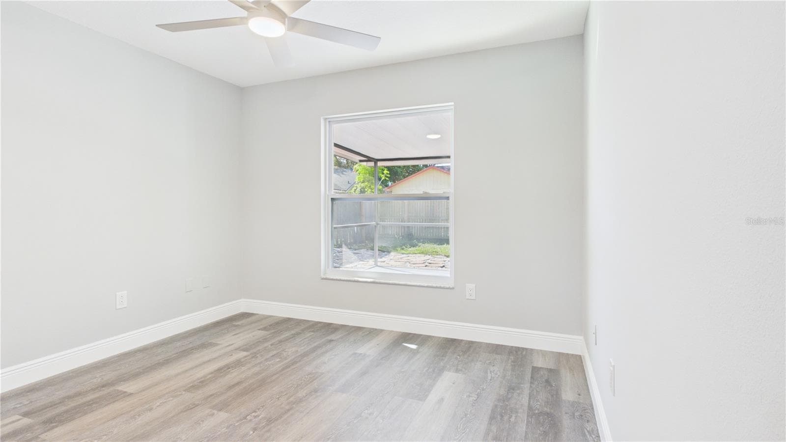 Single Family Residence at 11108 WINDPOINT DR, TAMPA, photo 20 of 36