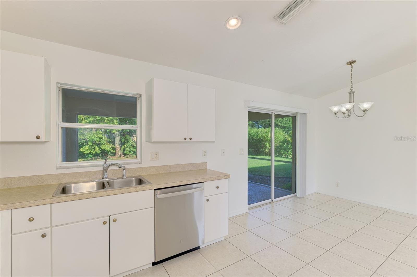 Single Family Residence at 3305 CIRCLEVILLE ST, NORTH PORT, photo 18 of 53