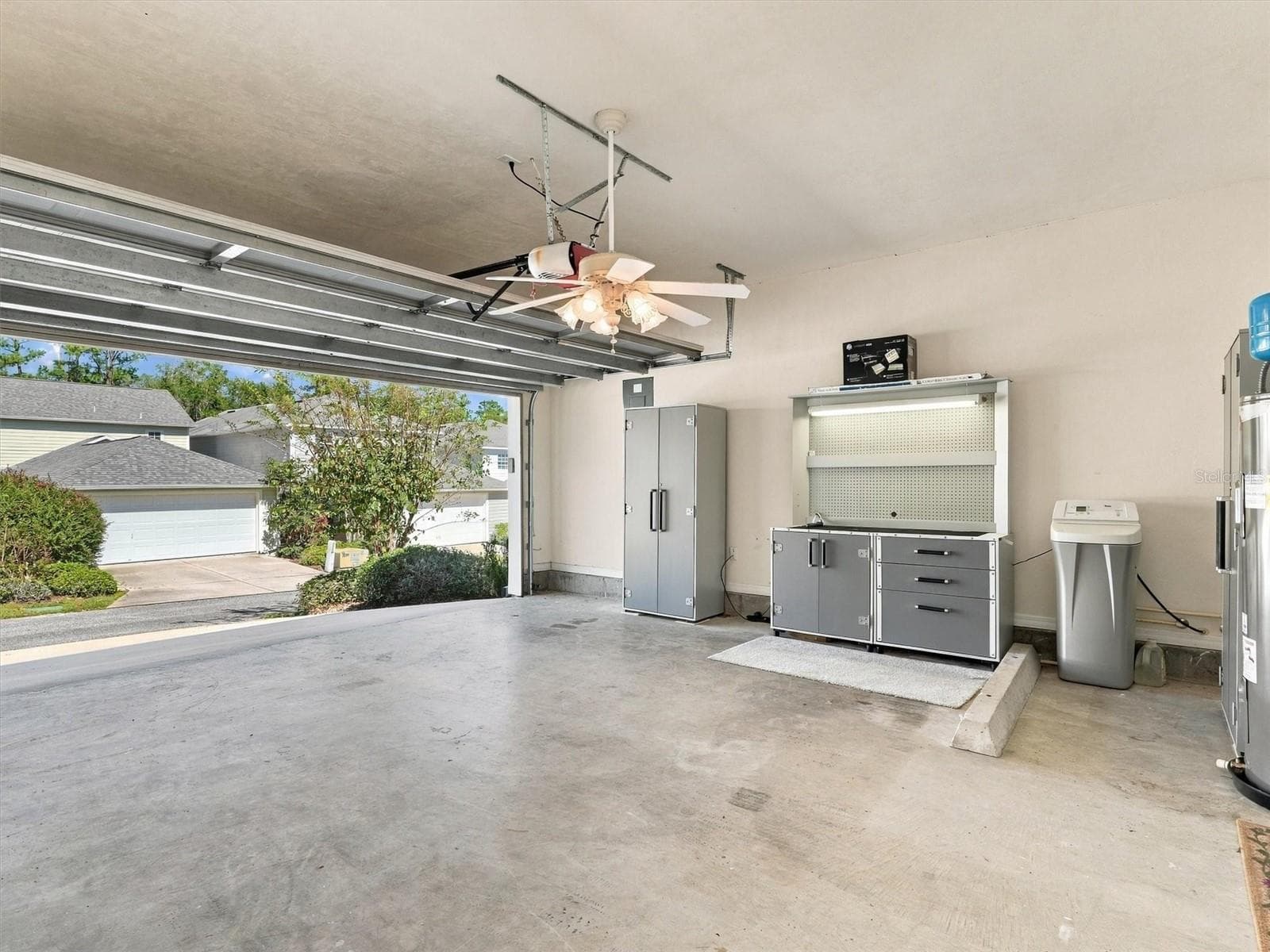 Garage Cabinets & Workbench Included - 11644 NW 18TH PL, GAINESVILLE