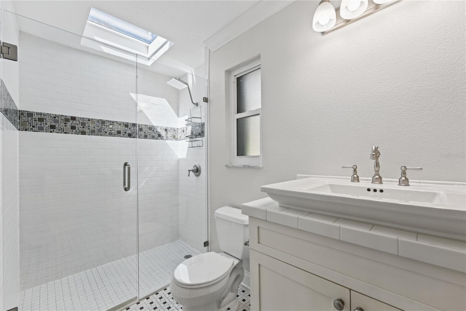 Bathroom 2 (2) - 1817 N KEENE RD, CLEARWATER