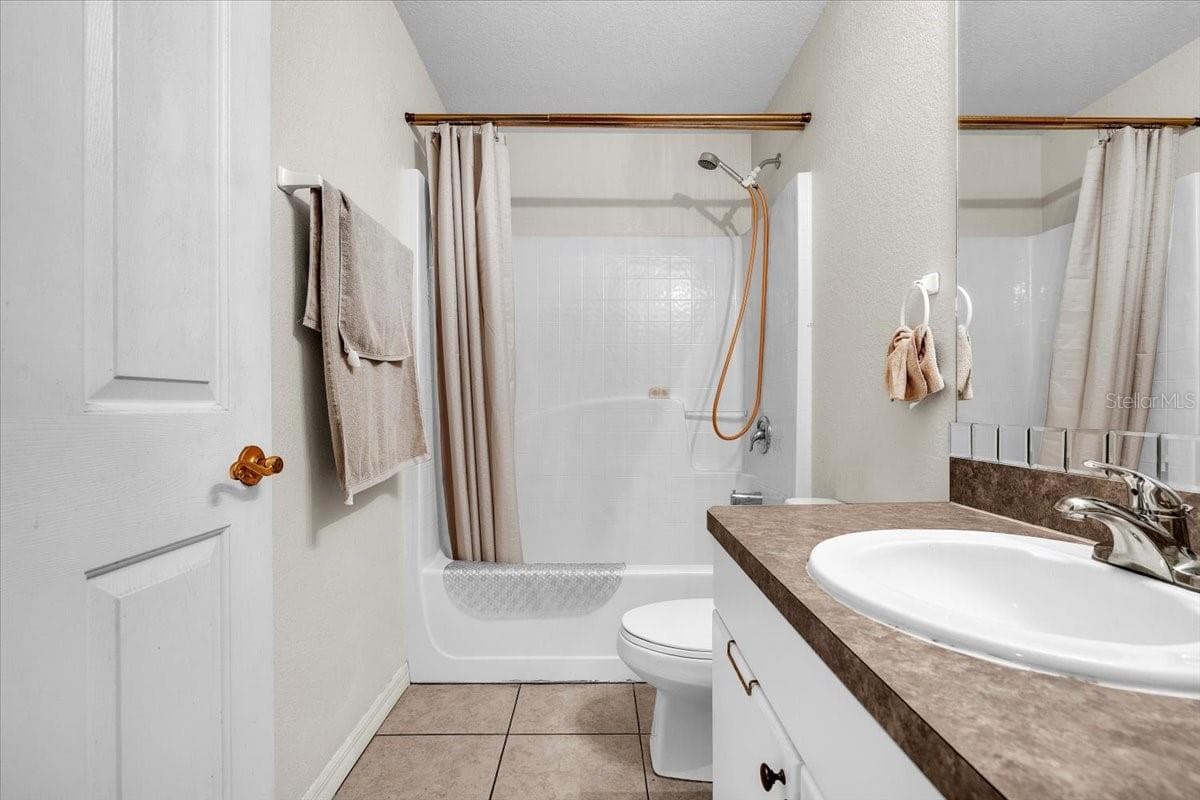 Single Family Residence at 1091 LUAU ST, NORTH PORT, photo 20 of 42