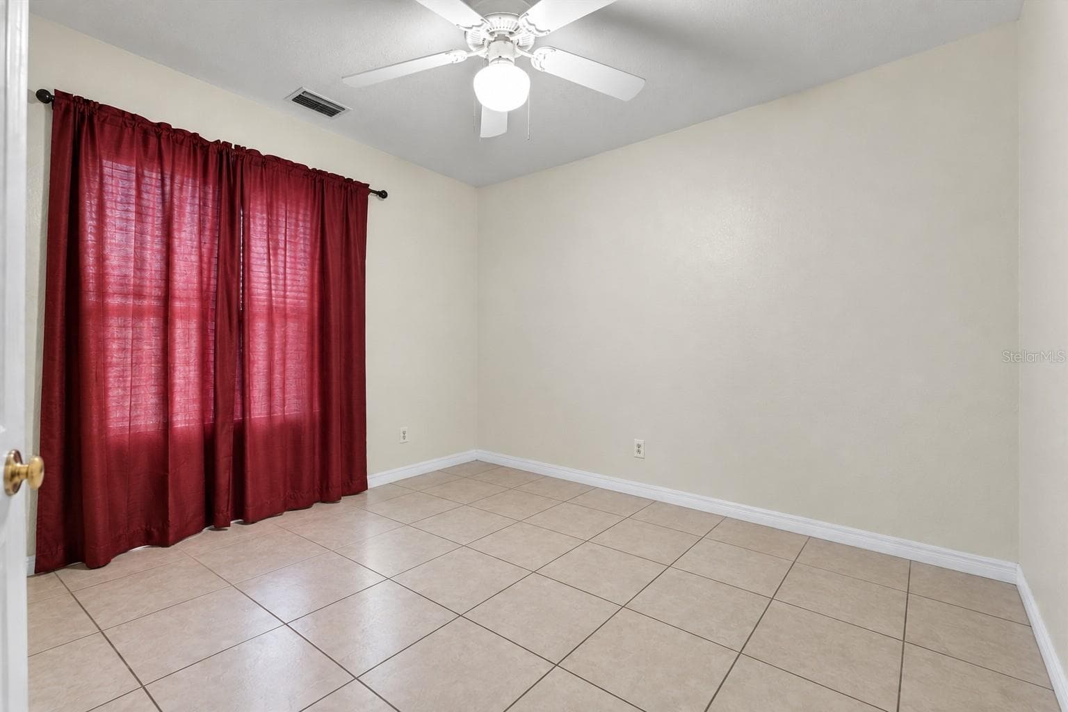Single Family Residence at 1091 LUAU ST, NORTH PORT, photo 21 of 42