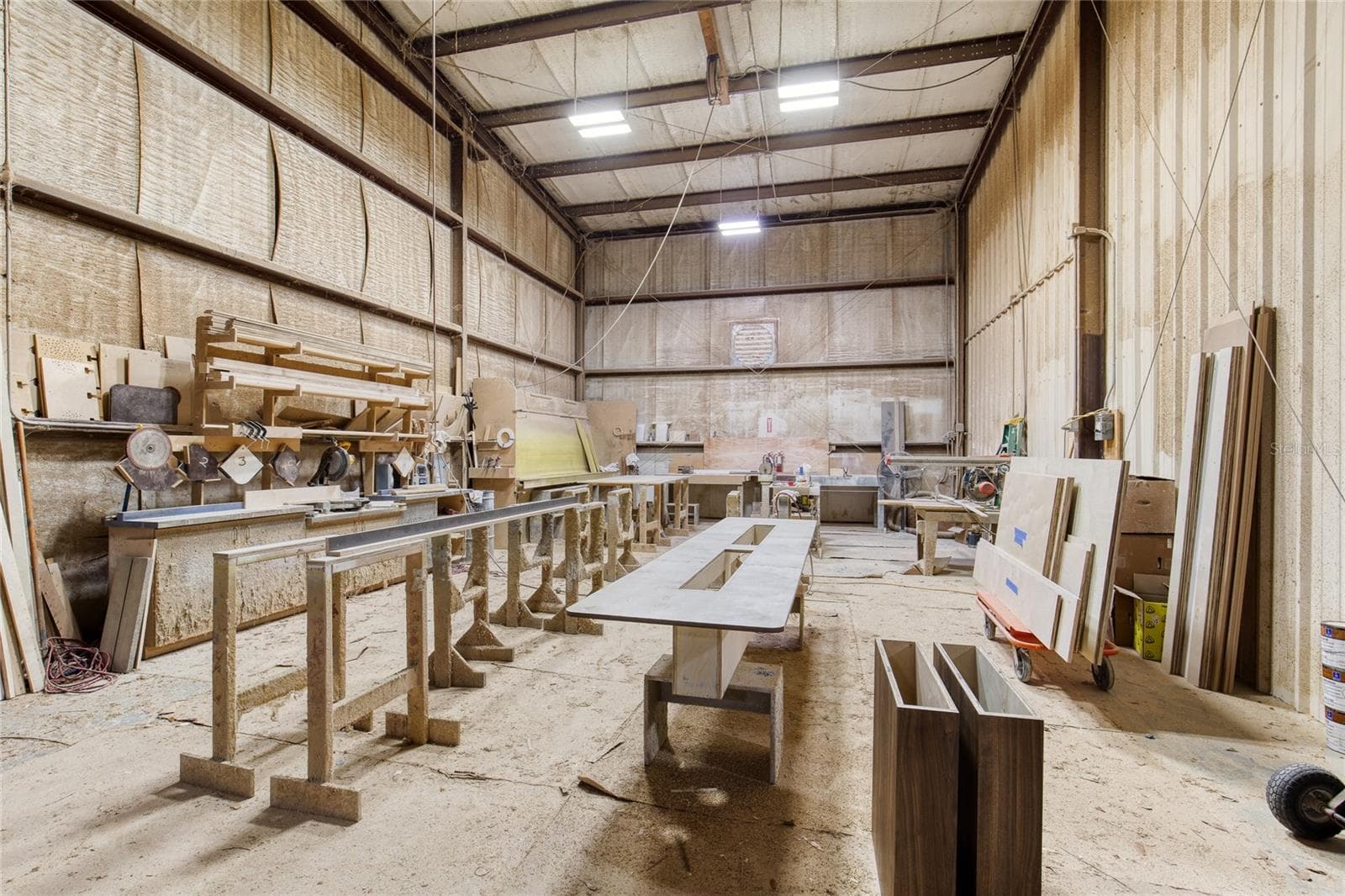 Cabinetry Glue Dept - 4 & 6 AVIATOR WAY, ORMOND BEACH