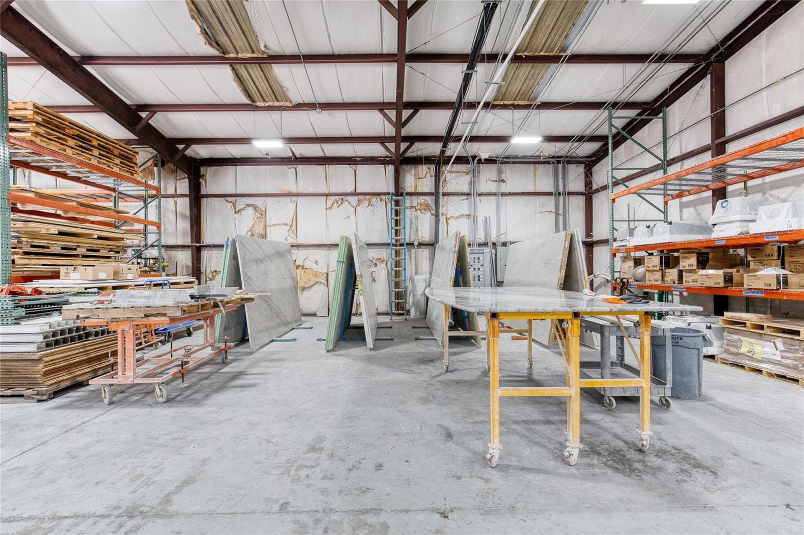 Stoneworks Warehouse - 4 & 6 AVIATOR WAY, ORMOND BEACH