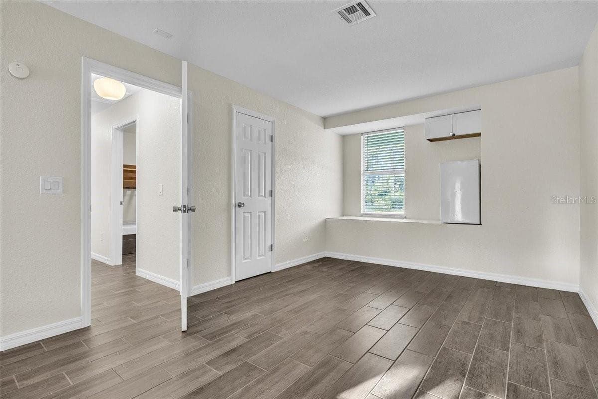 Single Family Residence at 2524 COLLINGSWOOD BLVD, PORT CHARLOTTE, photo 21 of 42