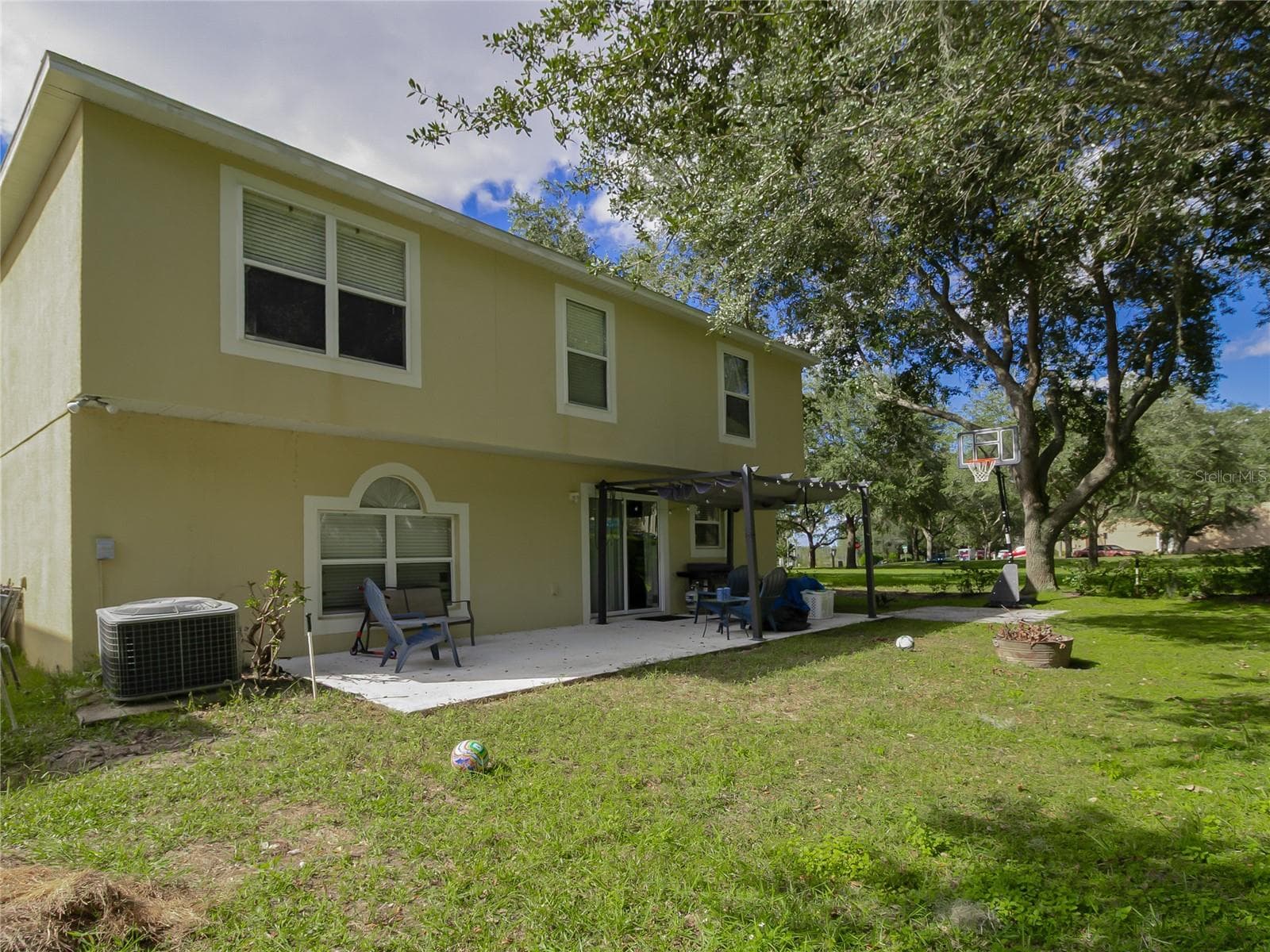 Single Family Residence at 216 TRES REYES LN, GROVELAND, photo 38 of 40