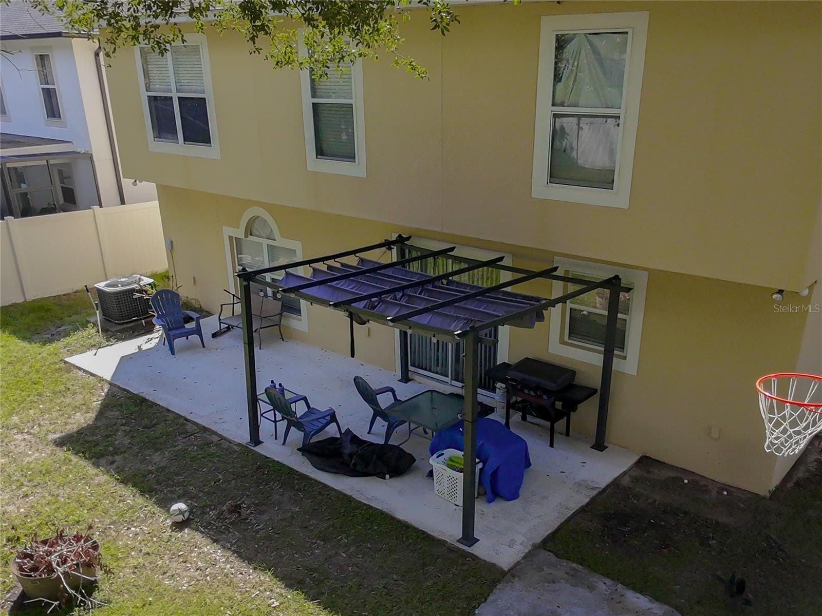 Single Family Residence at 216 TRES REYES LN, GROVELAND, photo 39 of 40
