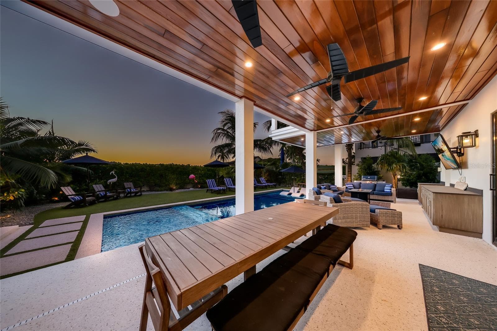 Single Family Residence at 1707 PALMA SOLA BLVD, BRADENTON, photo 10 of 100