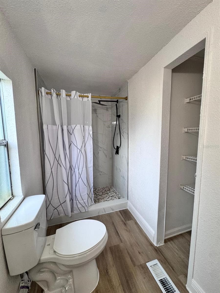 Manufactured Home at 116 2ND ST, DAVENPORT, photo 20 of 36