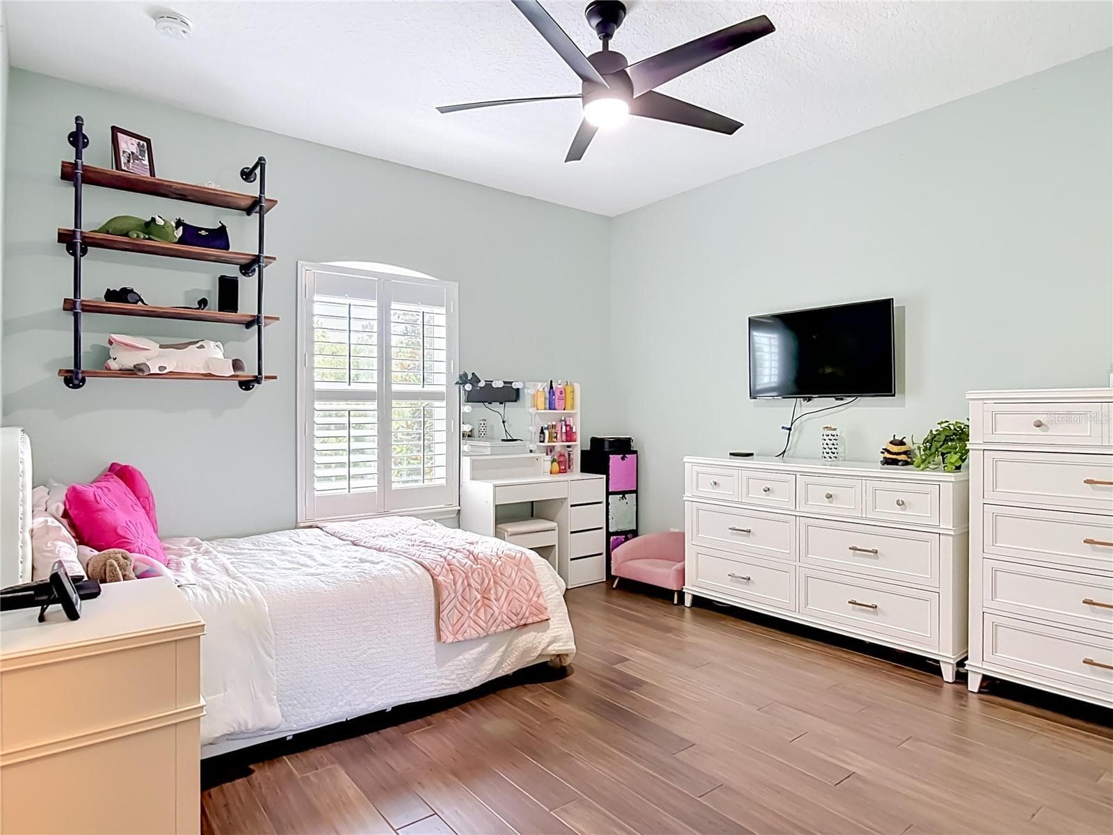 Single Family Residence at 123 IVYDALE MANOR DR, DELAND, photo 33 of 55