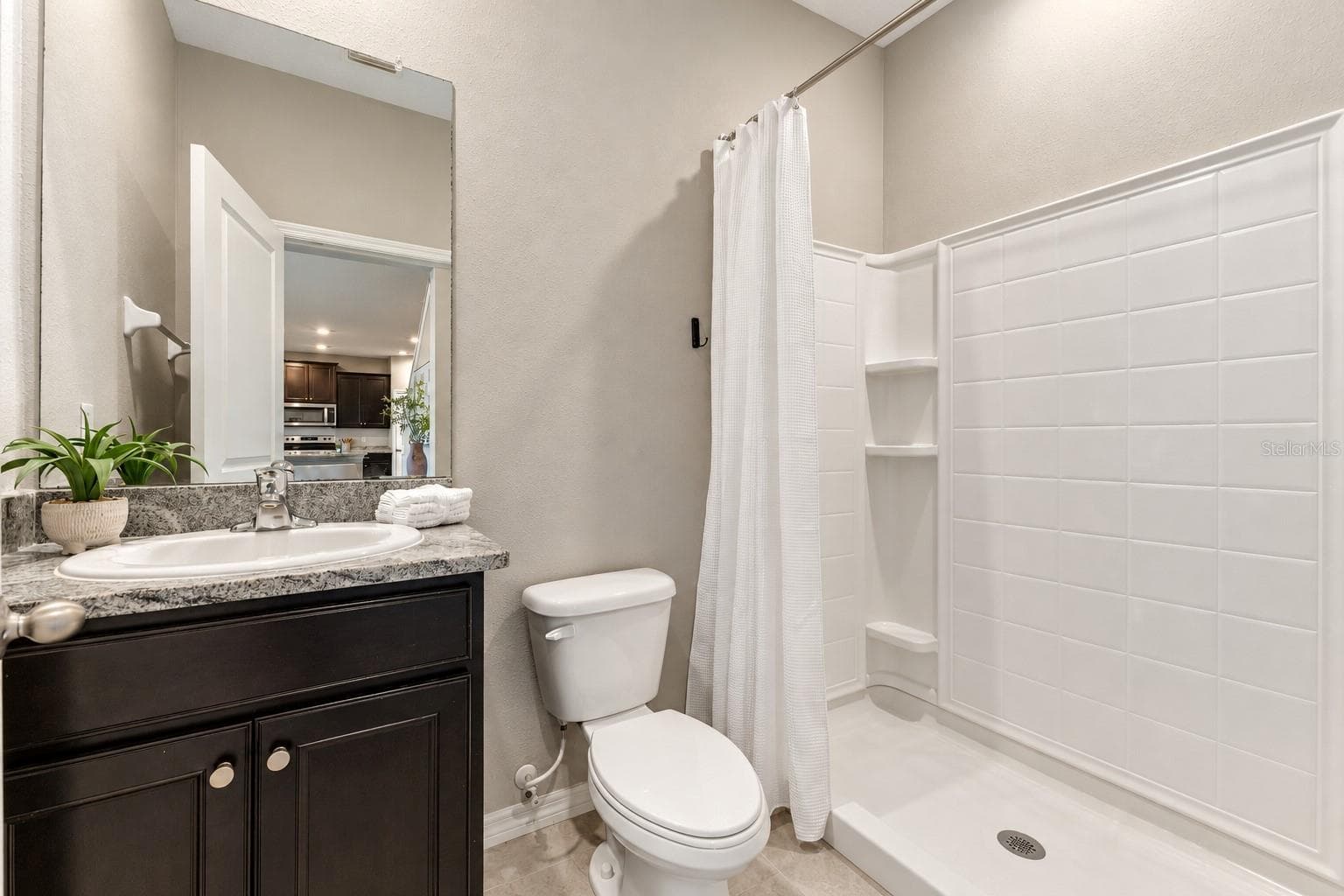 Downstairs bathroom with shower - 5126 Jackel Chase Dr, Wimauma - 5126 JACKEL CHASE DR, WIMAUMA