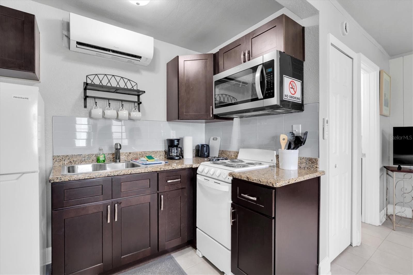 New A/C unit - 17880 GULF BLVD #12, REDINGTON SHORES