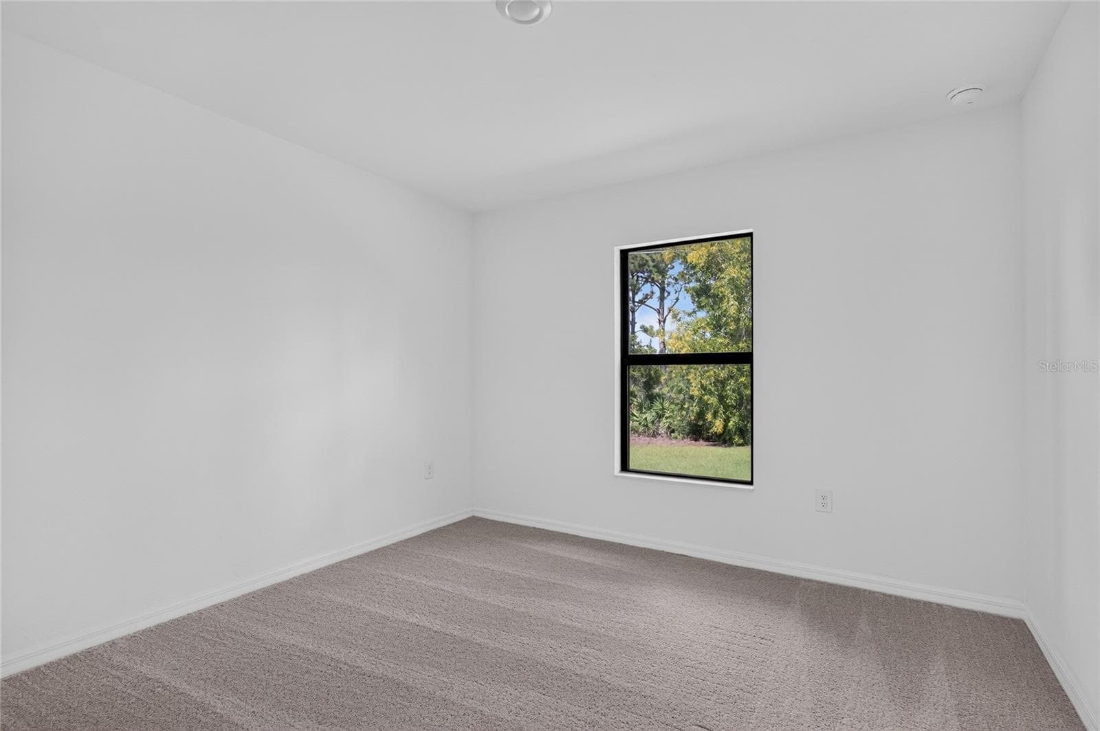 Single Family Residence at 5952 GILLOT BLVD, PORT CHARLOTTE, photo 15 of 36