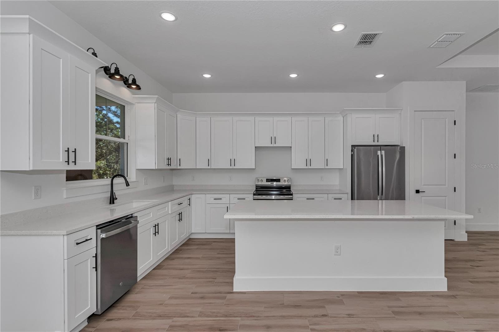 Single Family Residence at 12886 SW 90 PL, DUNNELLON, photo 32 of 68