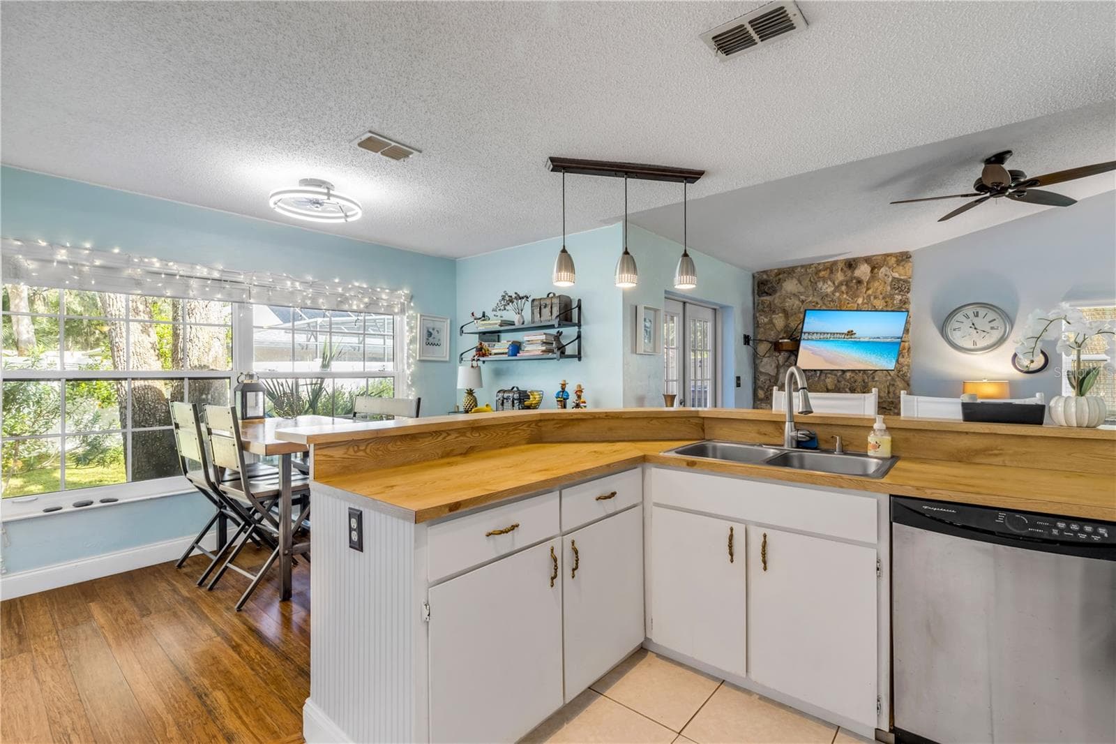 Single Family Residence at 6185 SEQUOIA DR, PORT ORANGE, photo 11 of 29