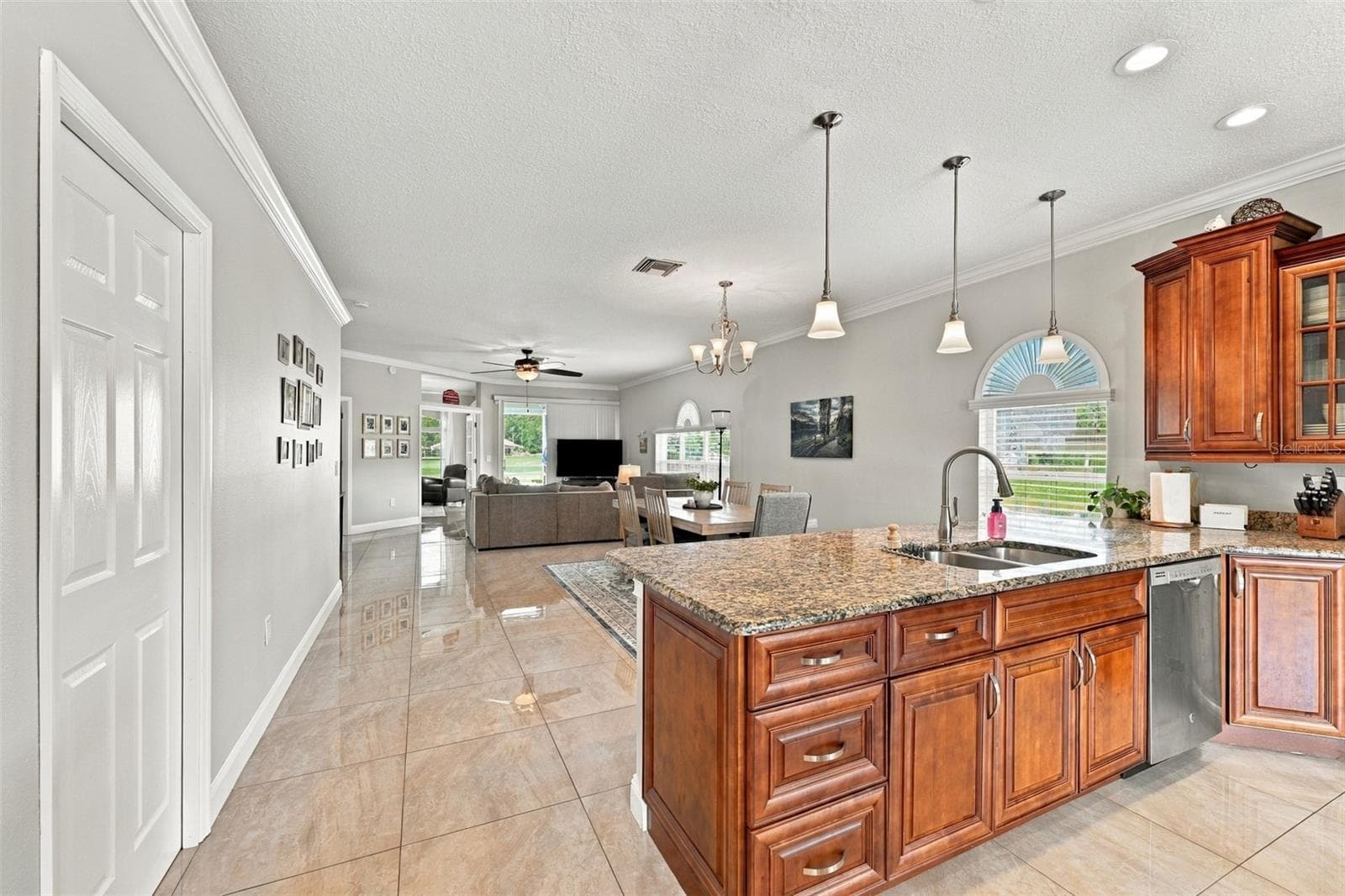 Single Family Residence at 1194 DARTFORD DR, TARPON SPRINGS, photo 11 of 46