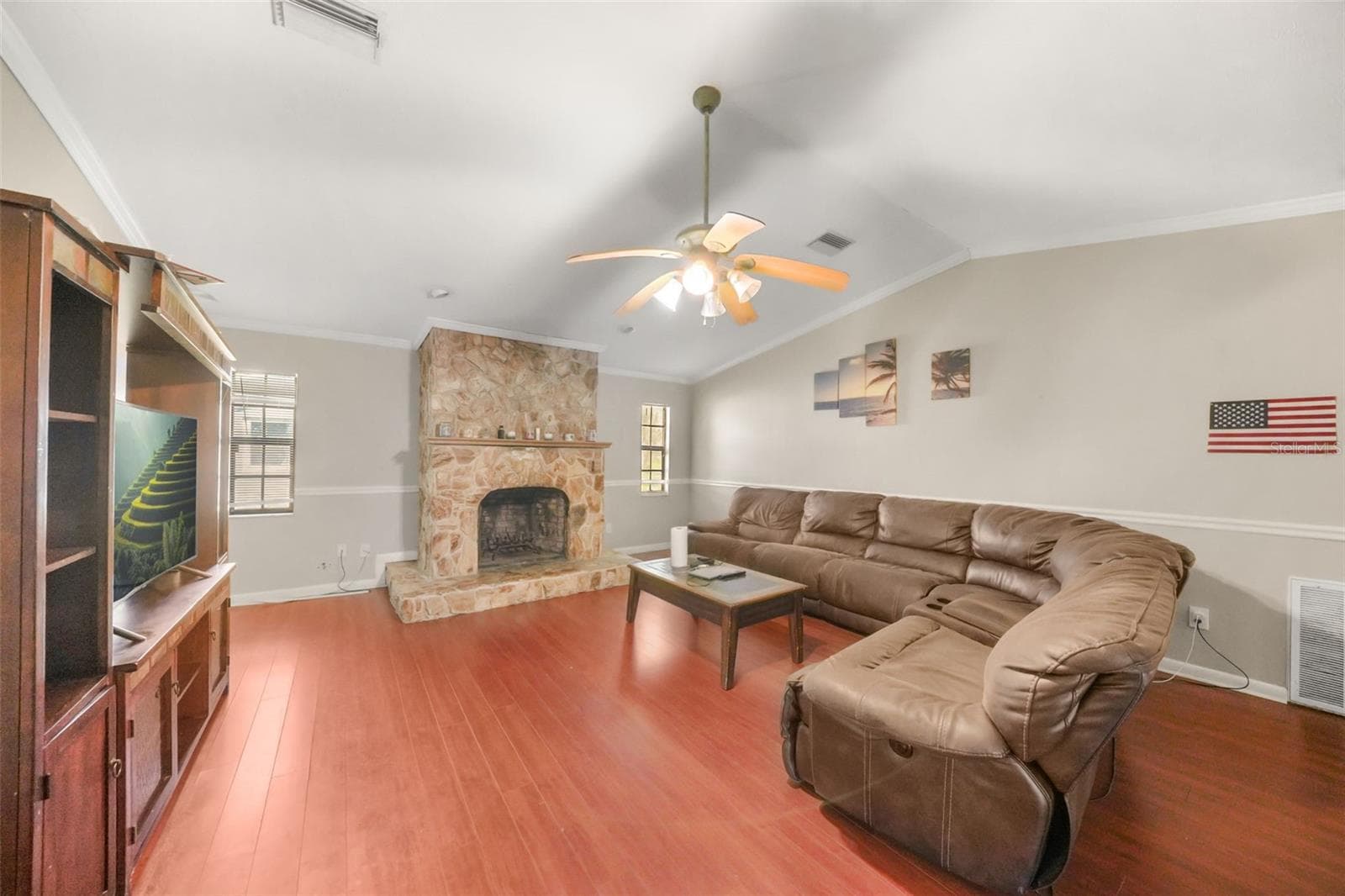 Single Family Residence at 6912 SENOJ DR, TAMPA, photo 8 of 59