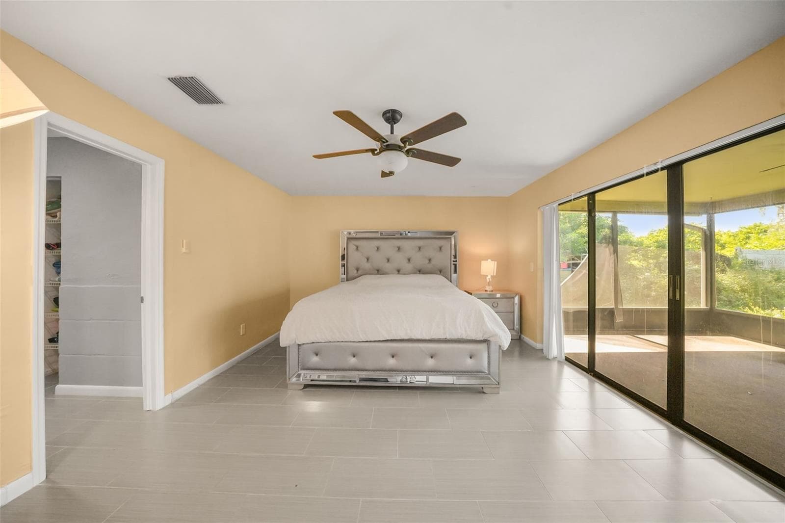 Single Family Residence at 6912 SENOJ DR, TAMPA, photo 39 of 59