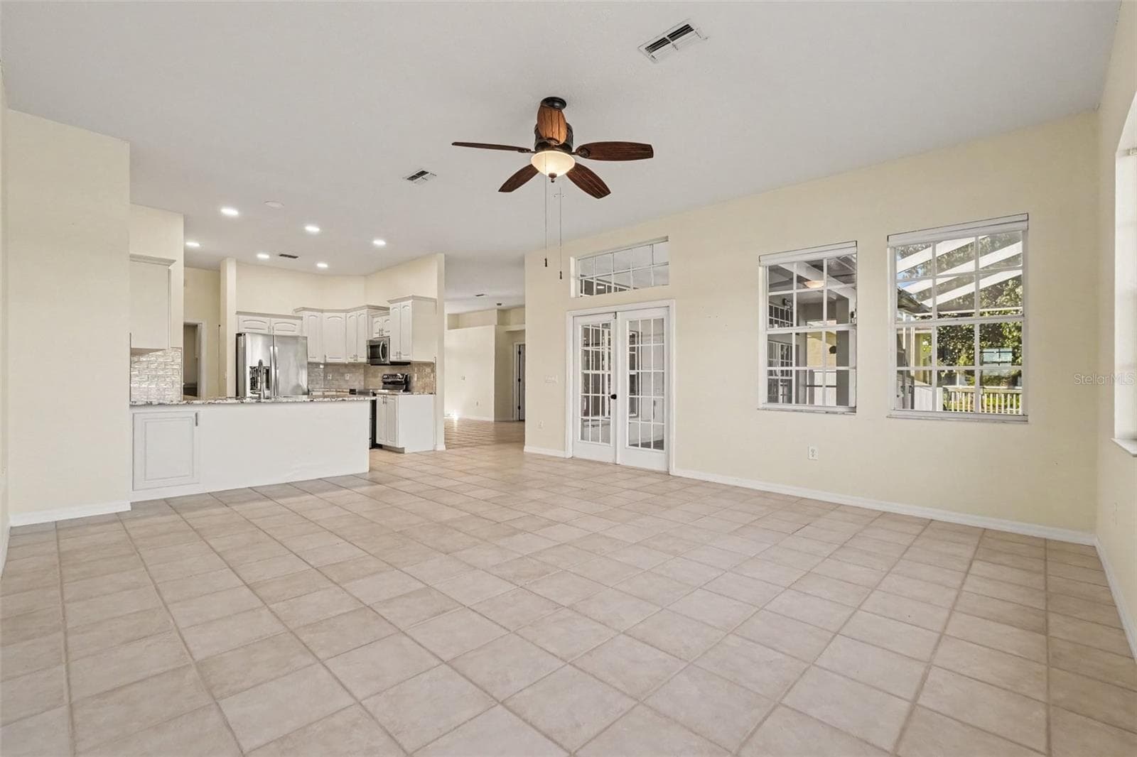 Single Family Residence at 12339 ROSELAND DR, NEW PORT RICHEY, photo 2 of 39