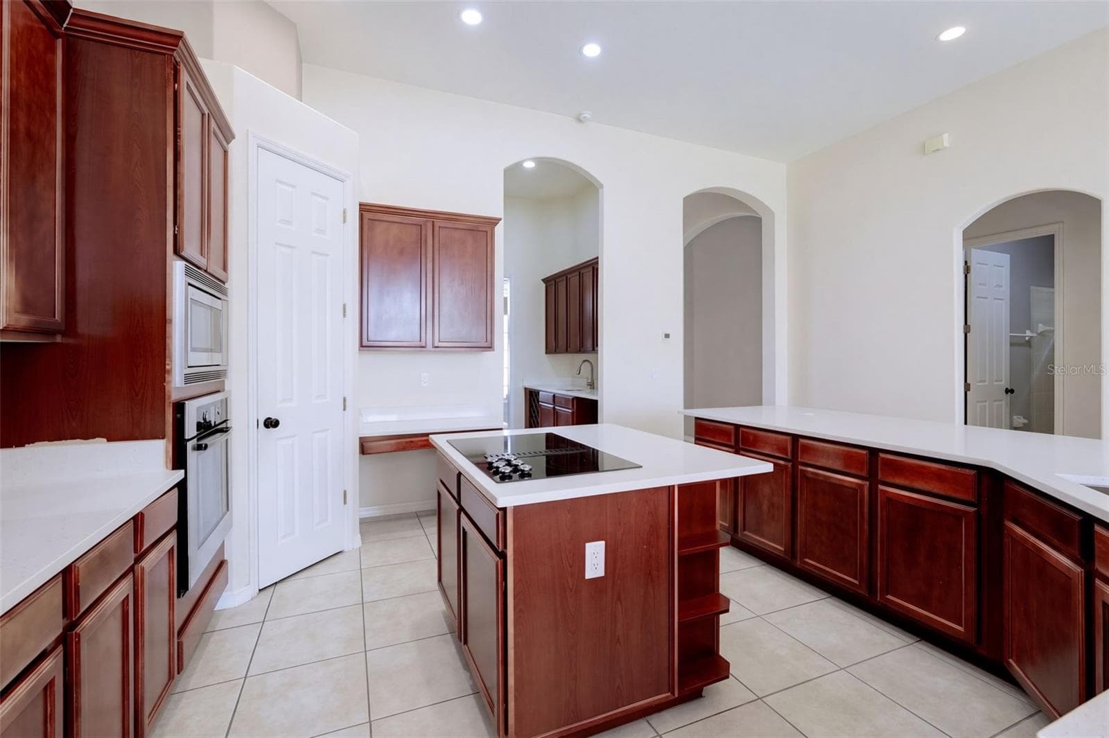 Single Family Residence at 2102 PUTTER PL, KISSIMMEE, photo 16 of 44