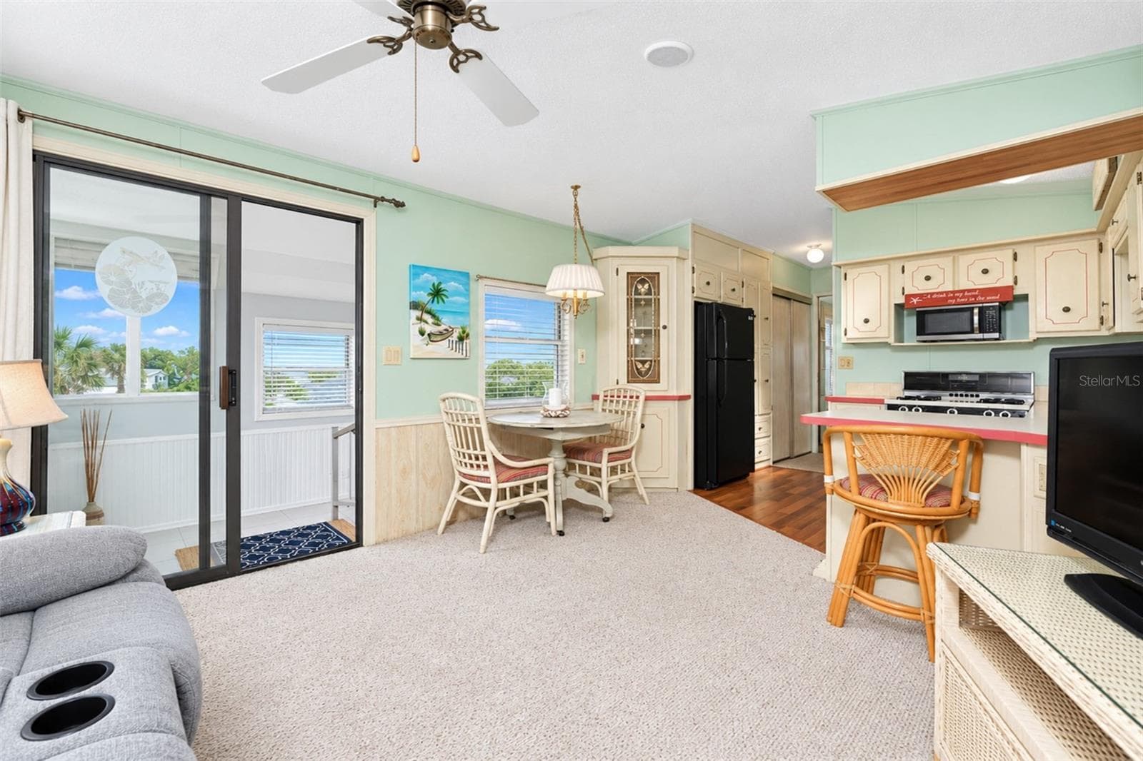 Manufactured Home at 39 CROWN POINT DR, NOKOMIS, photo 15 of 79